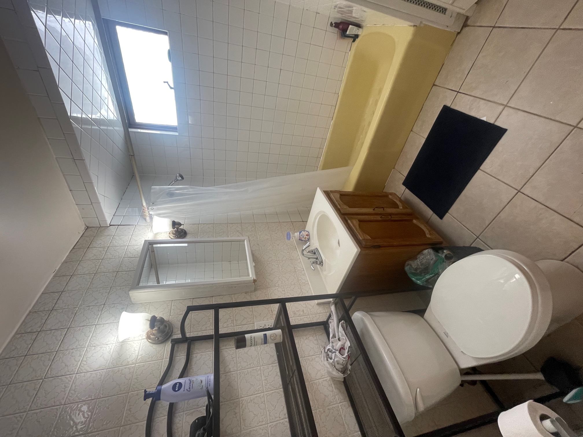 26 Russell Rd, Teele Square