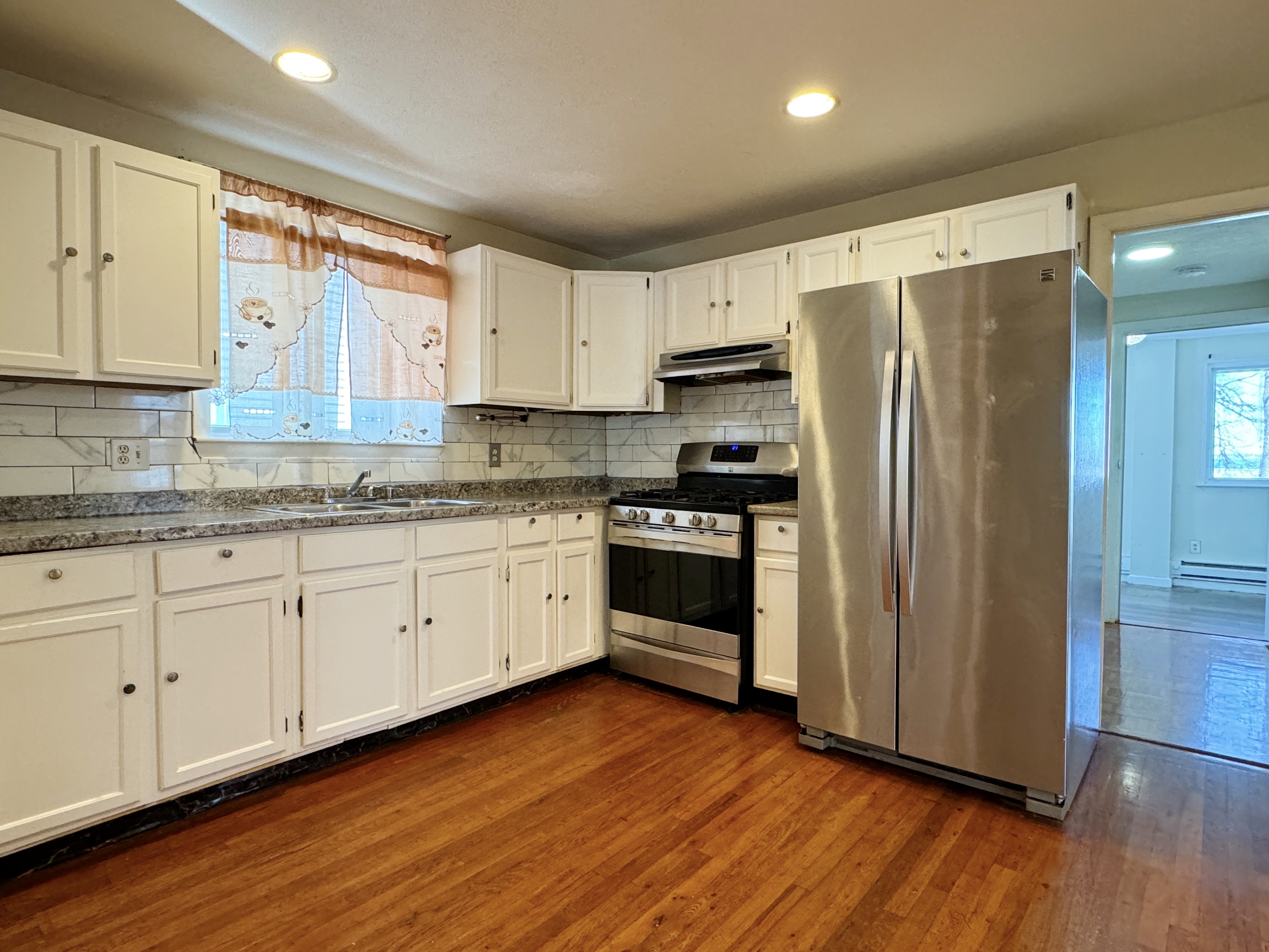 92 Crest Ave, Revere