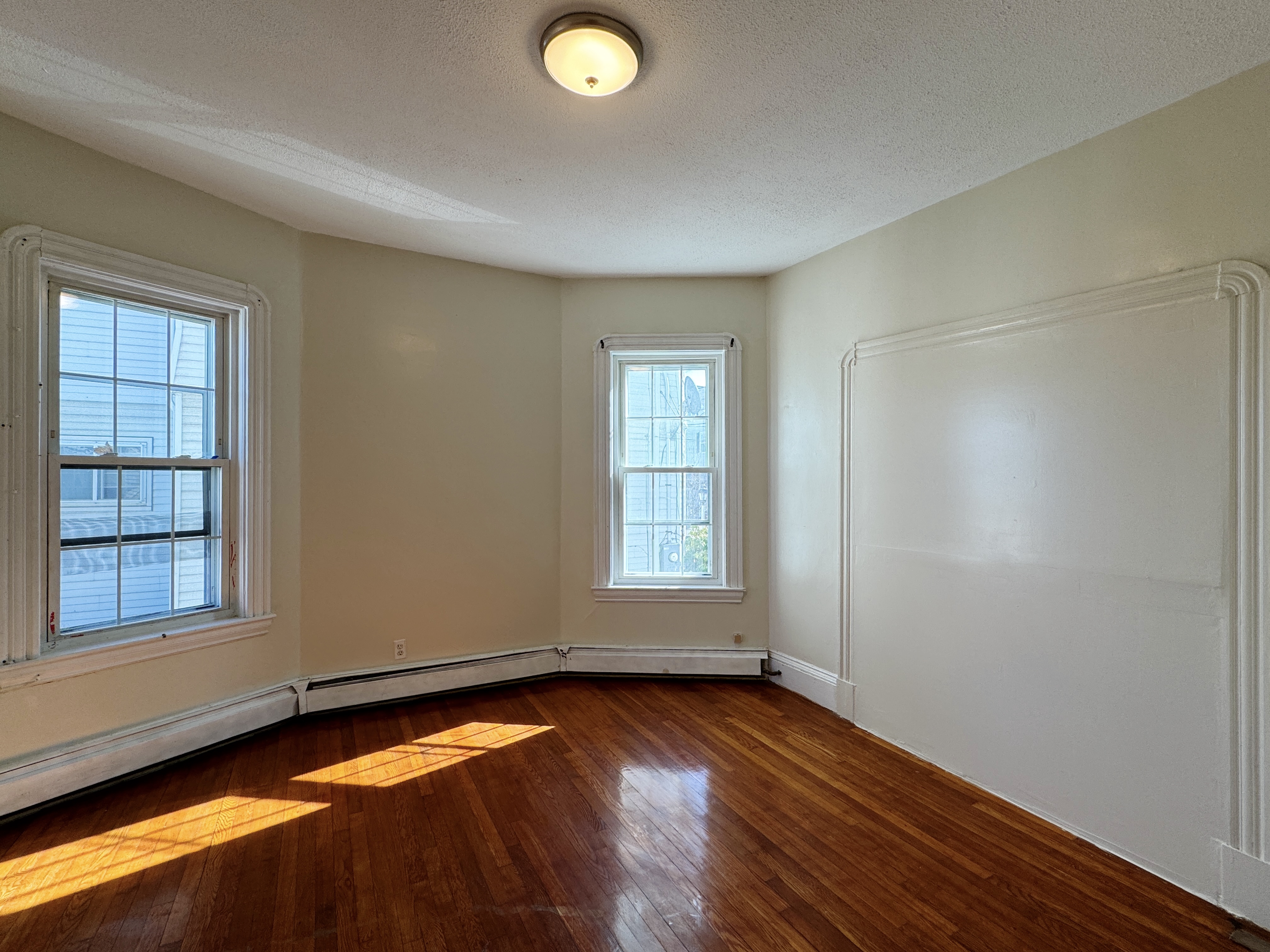 92 Crest Ave, Revere