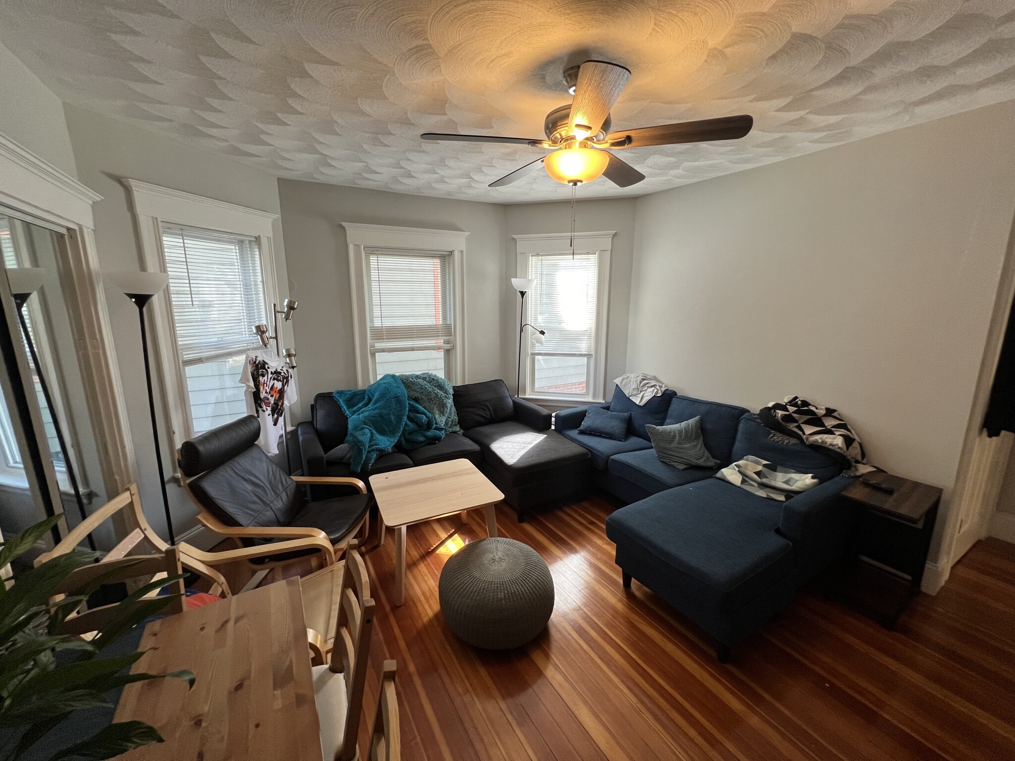 305 Highland Ave, Powder House Square