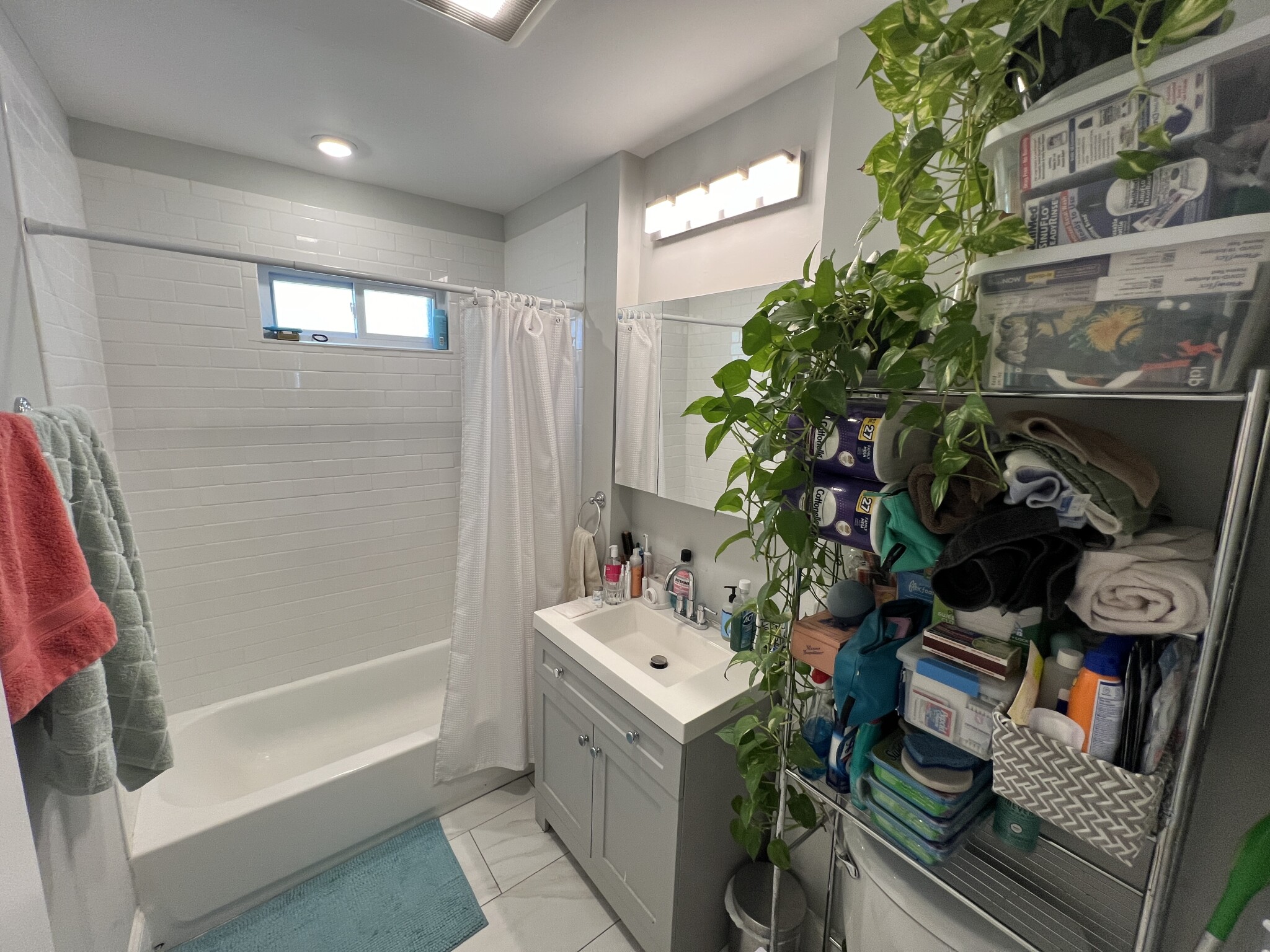 305 Highland Ave, Powder House Square