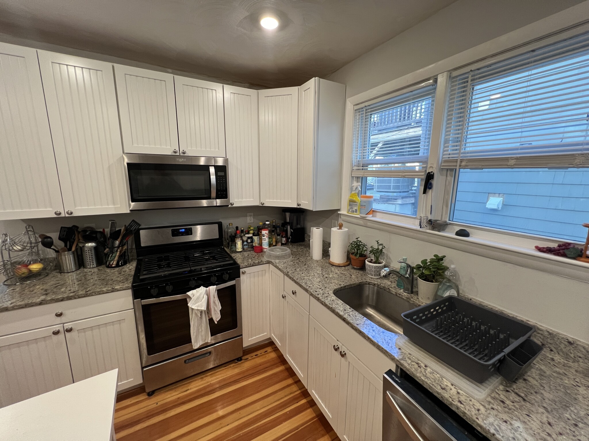 305 Highland Ave, Powder House Square