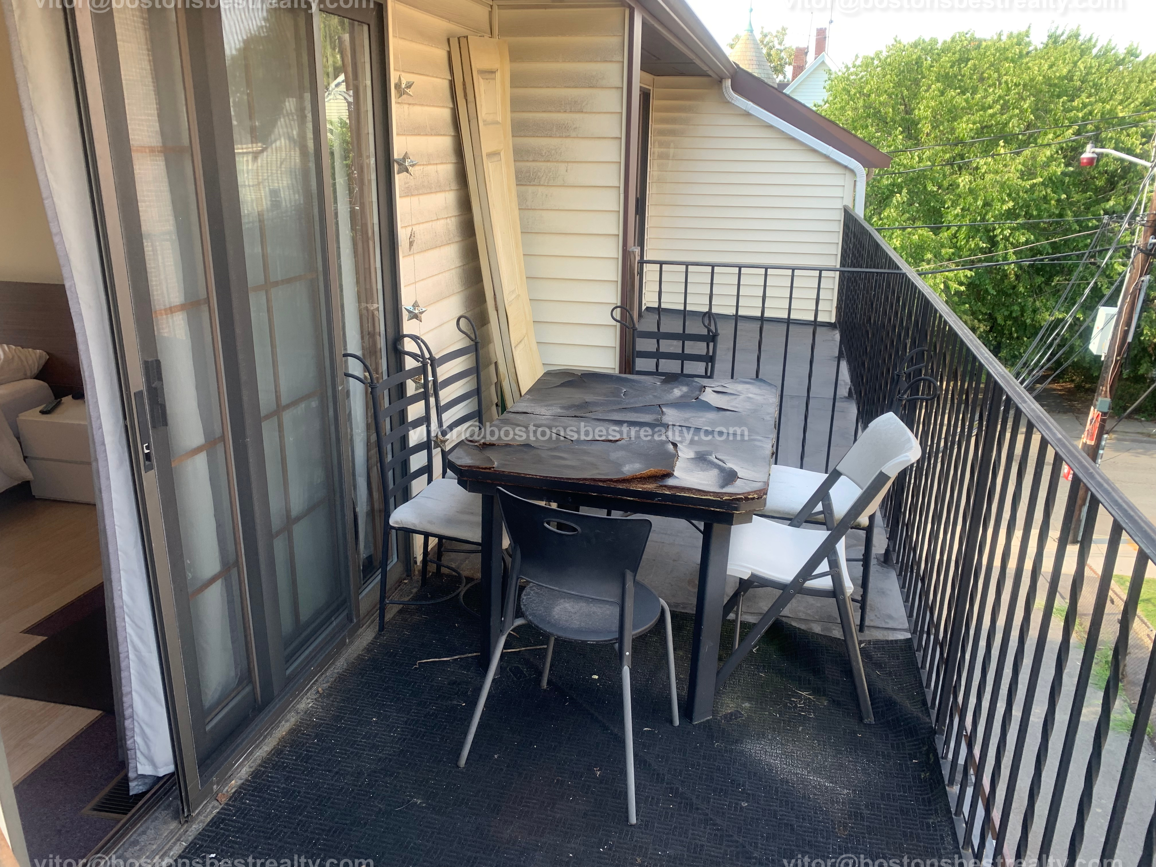 41 Ashford St, Allston