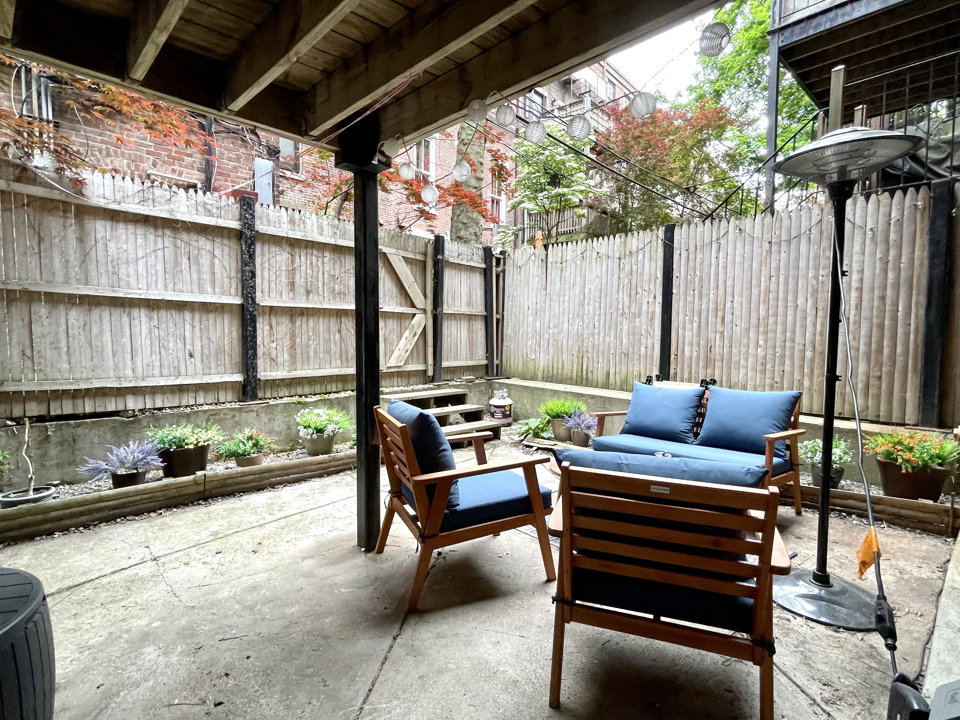 33 Hanson St, South Boston