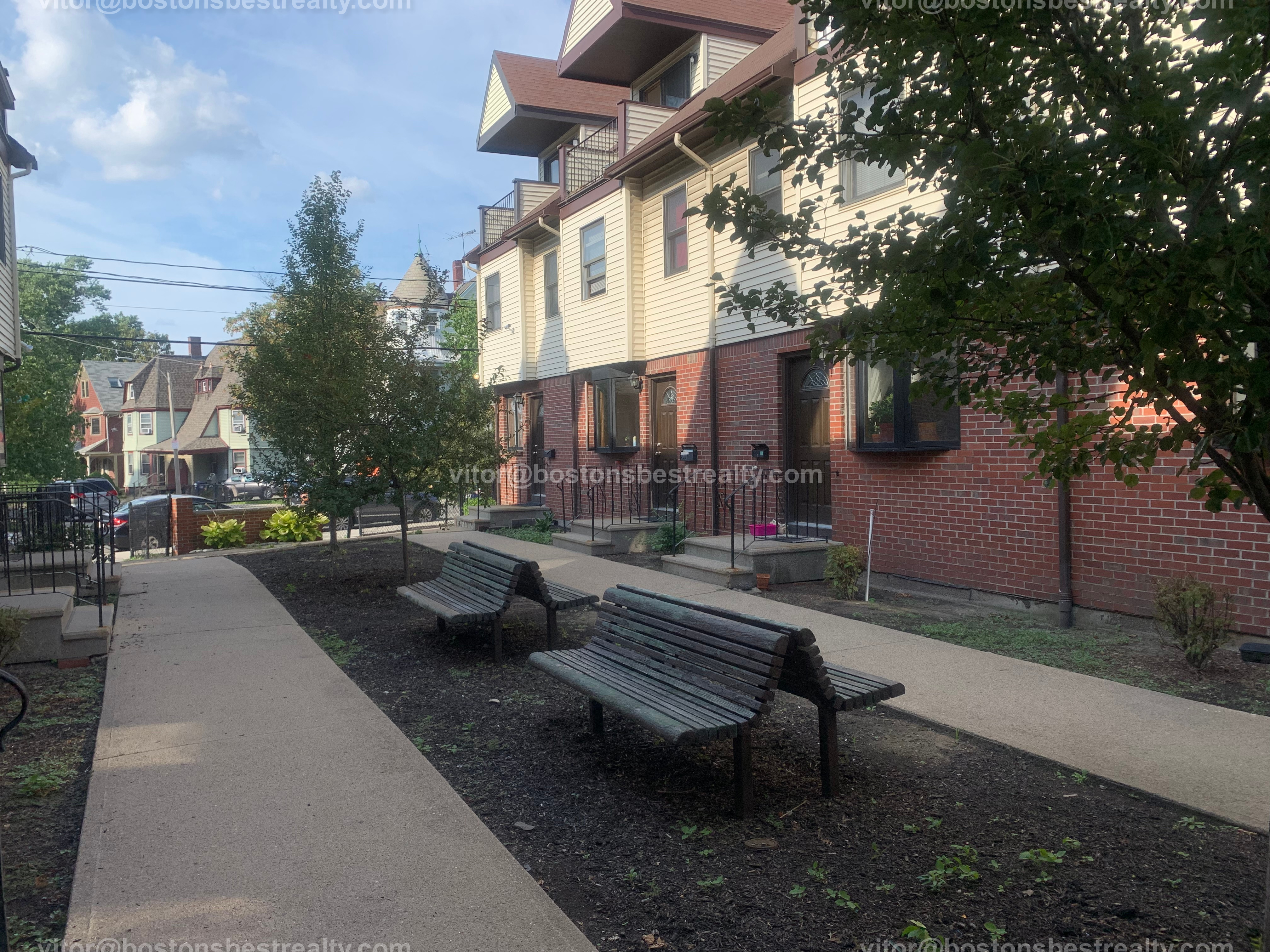 41 Ashford St, Allston