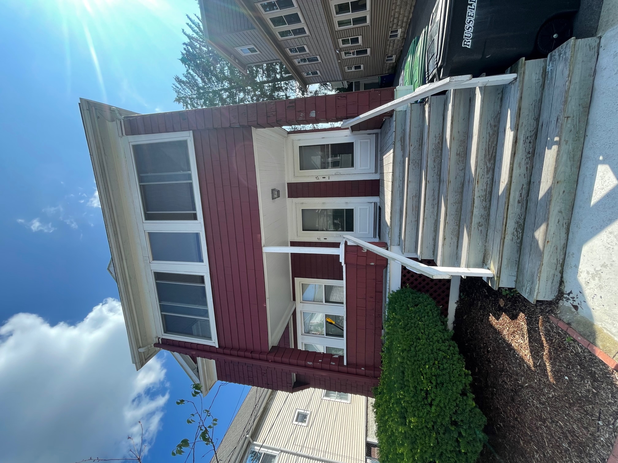 15 Irvington Rd, West Somerville