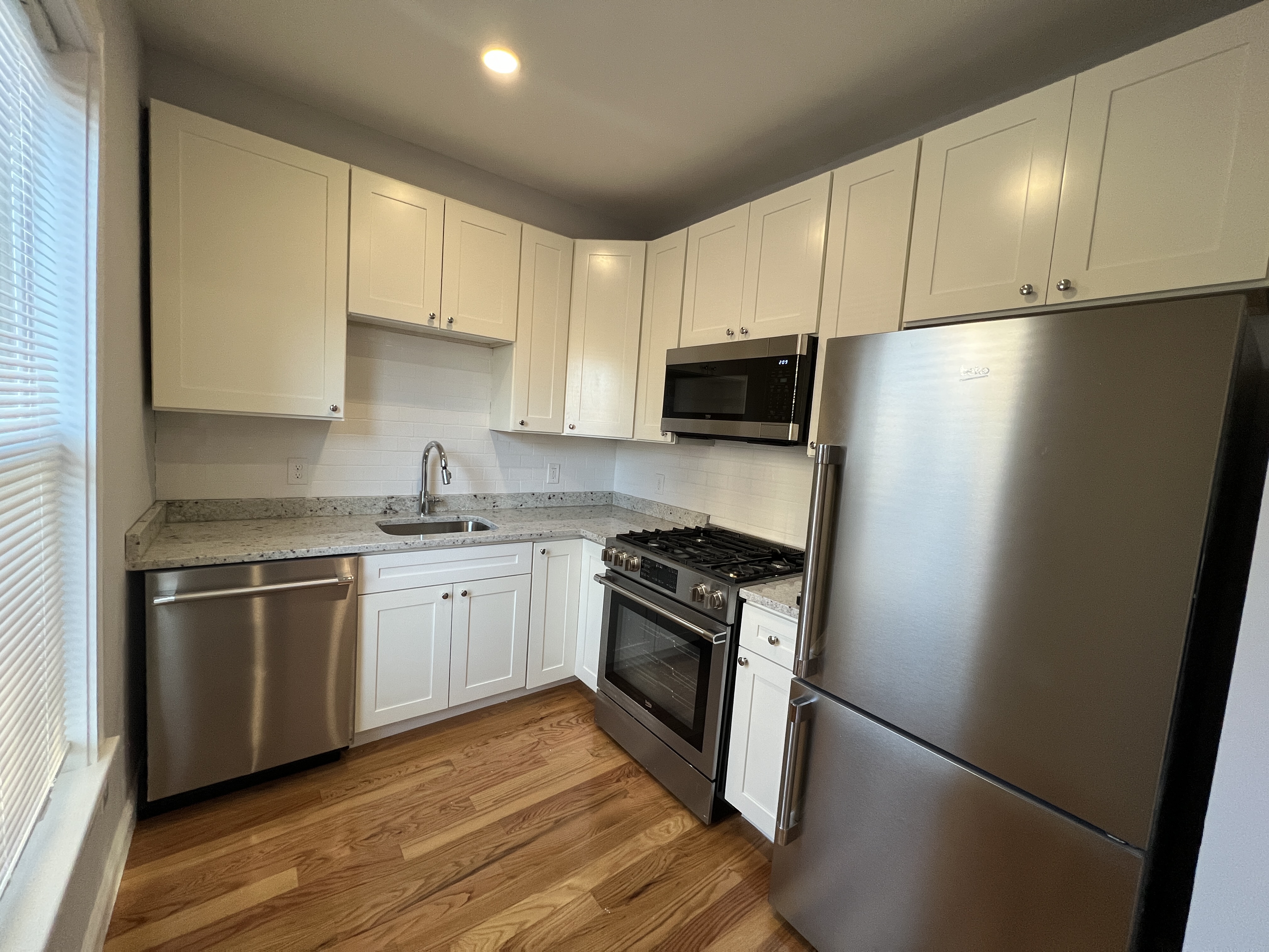 374 Oxford St, Baldwin