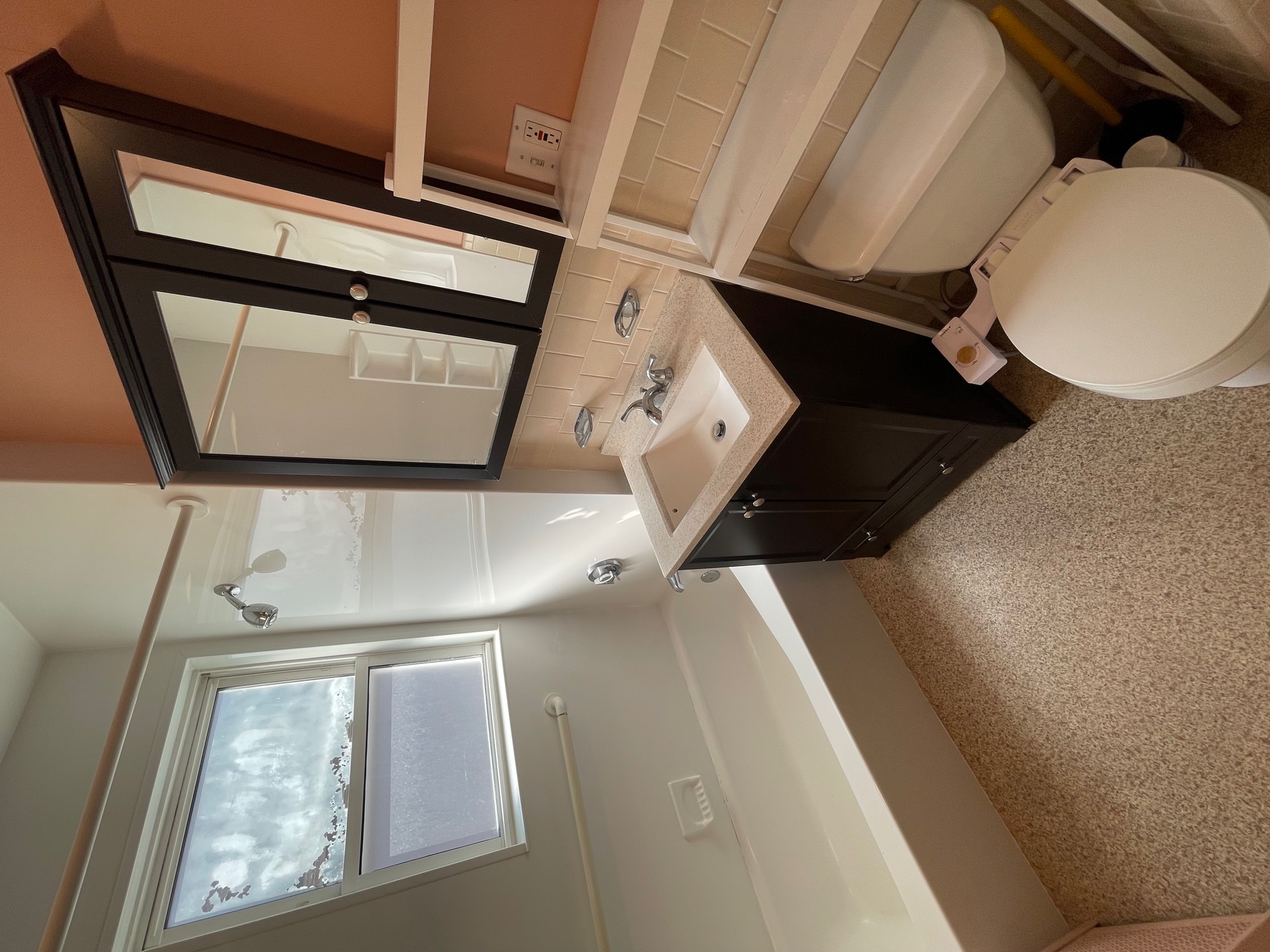 15 Irvington Rd, West Somerville