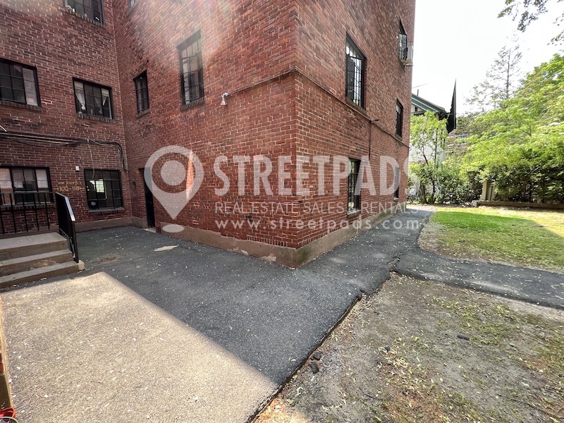 100 Sewall Ave, Coolidge Corner