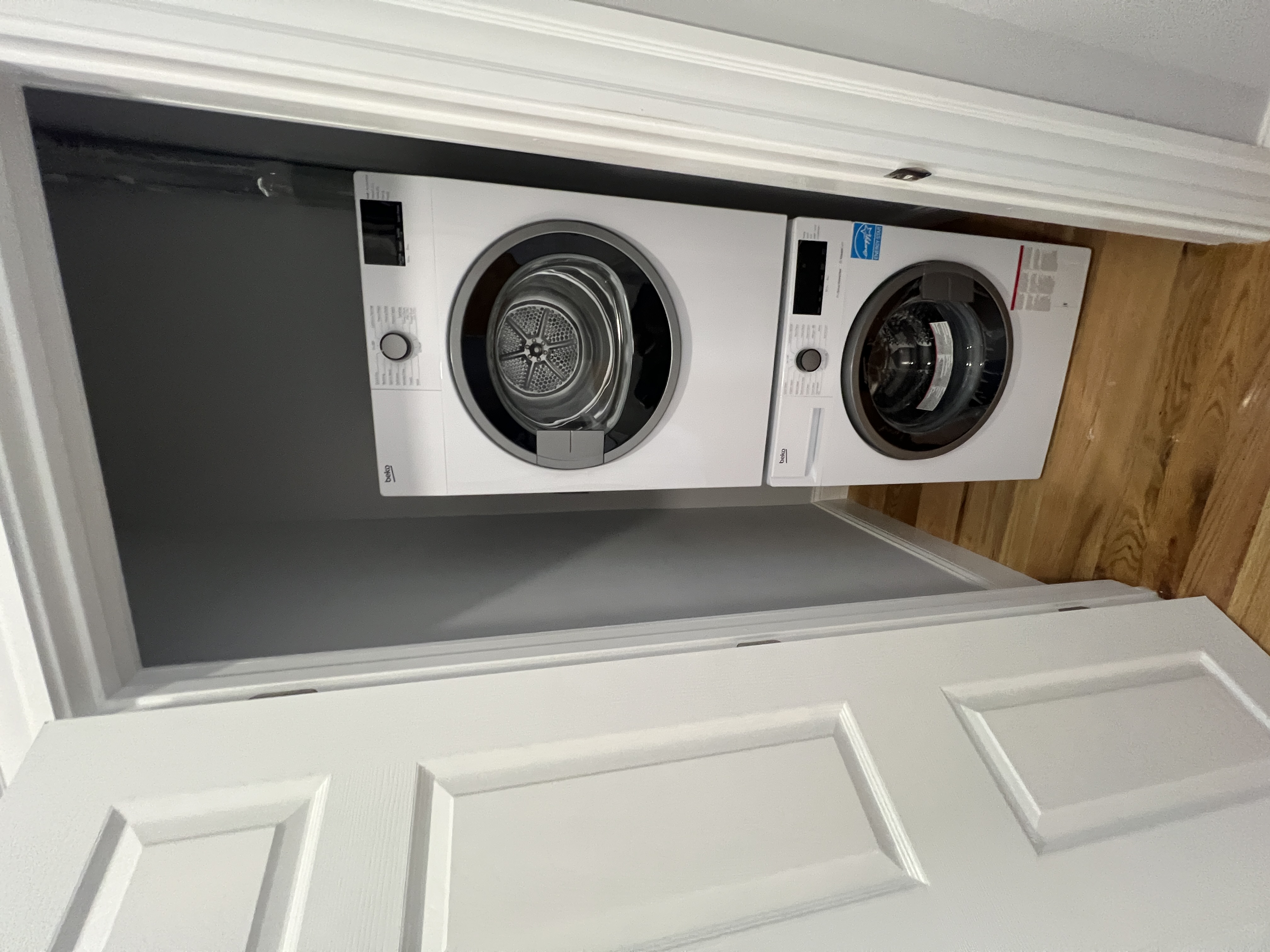 374 Oxford St, Porter Square