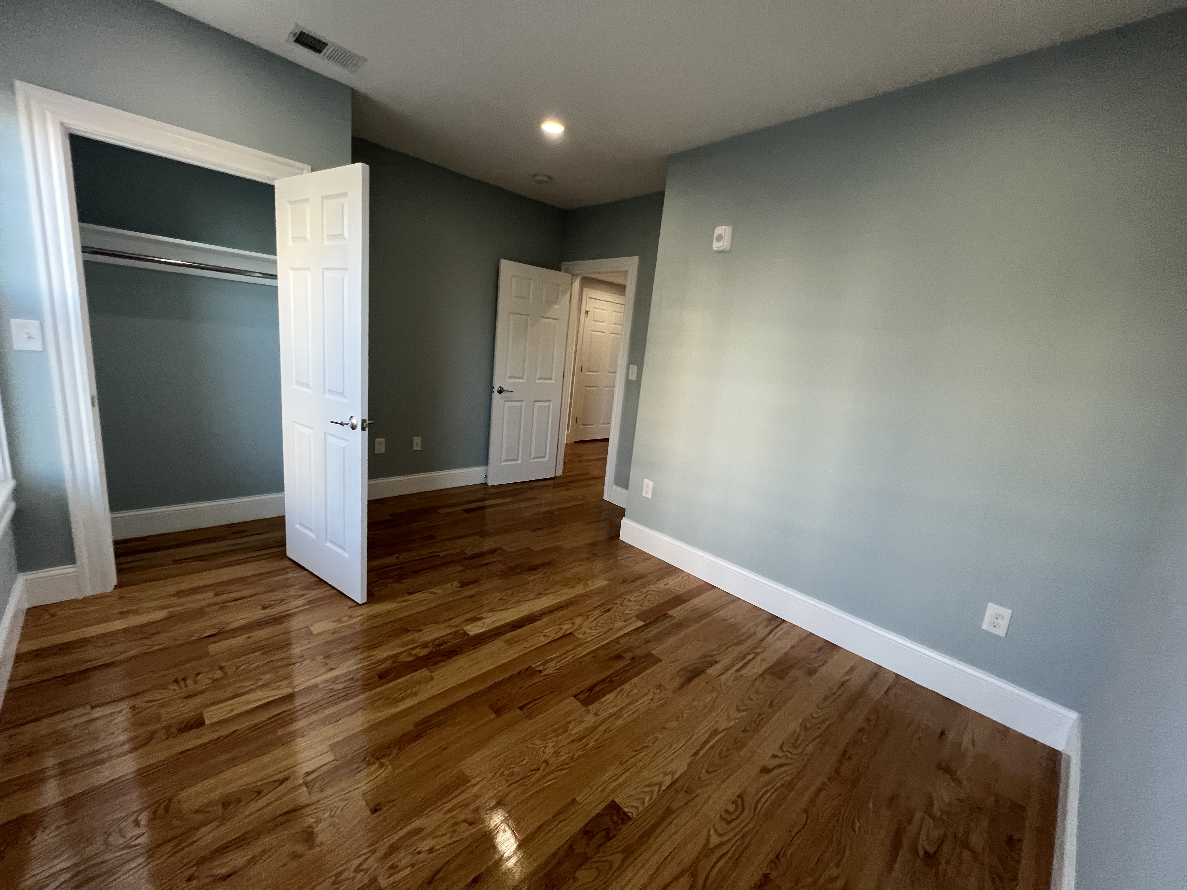 372 Oxford St, Porter Square