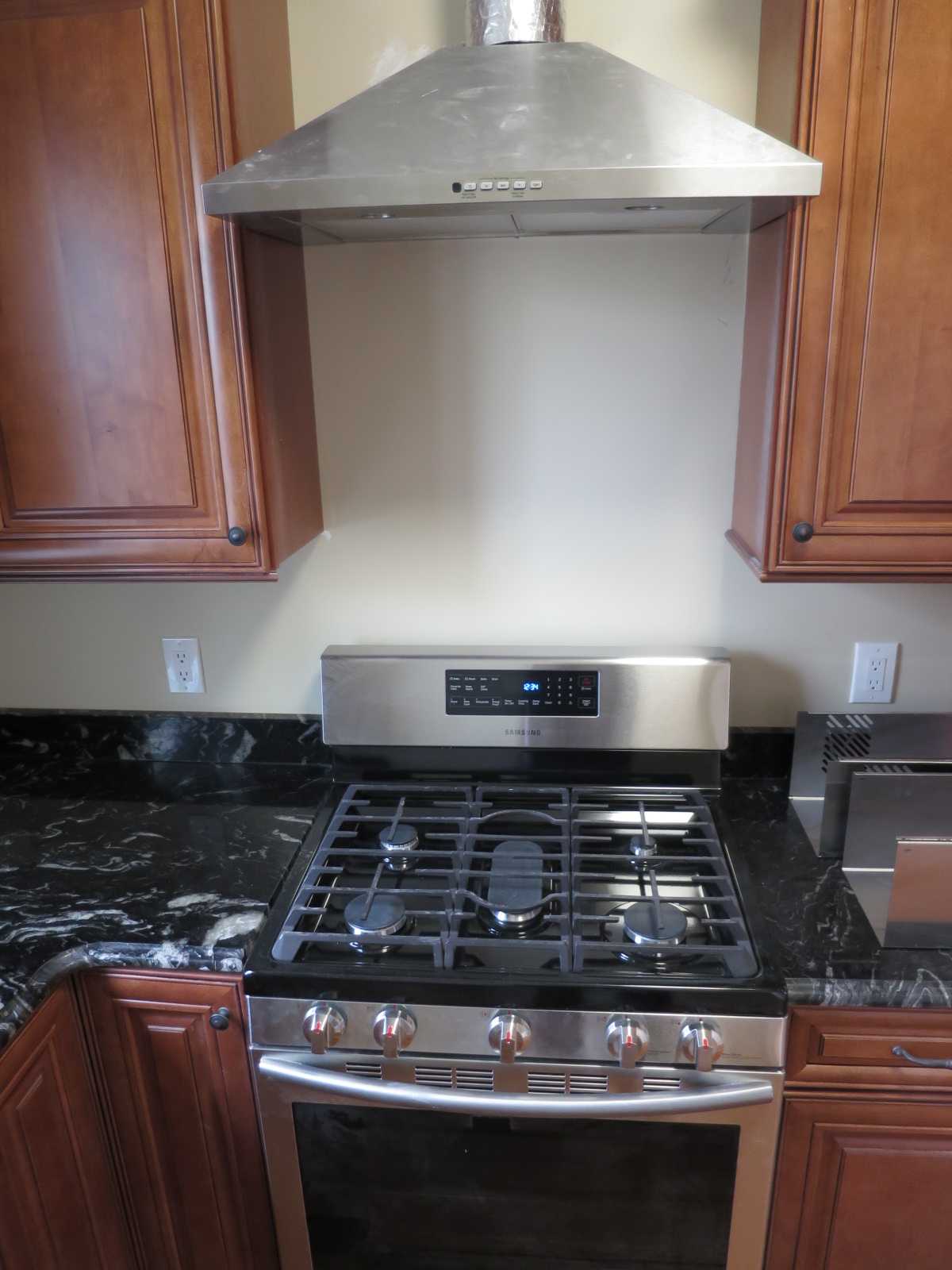 1131 Broadway, Teele Square