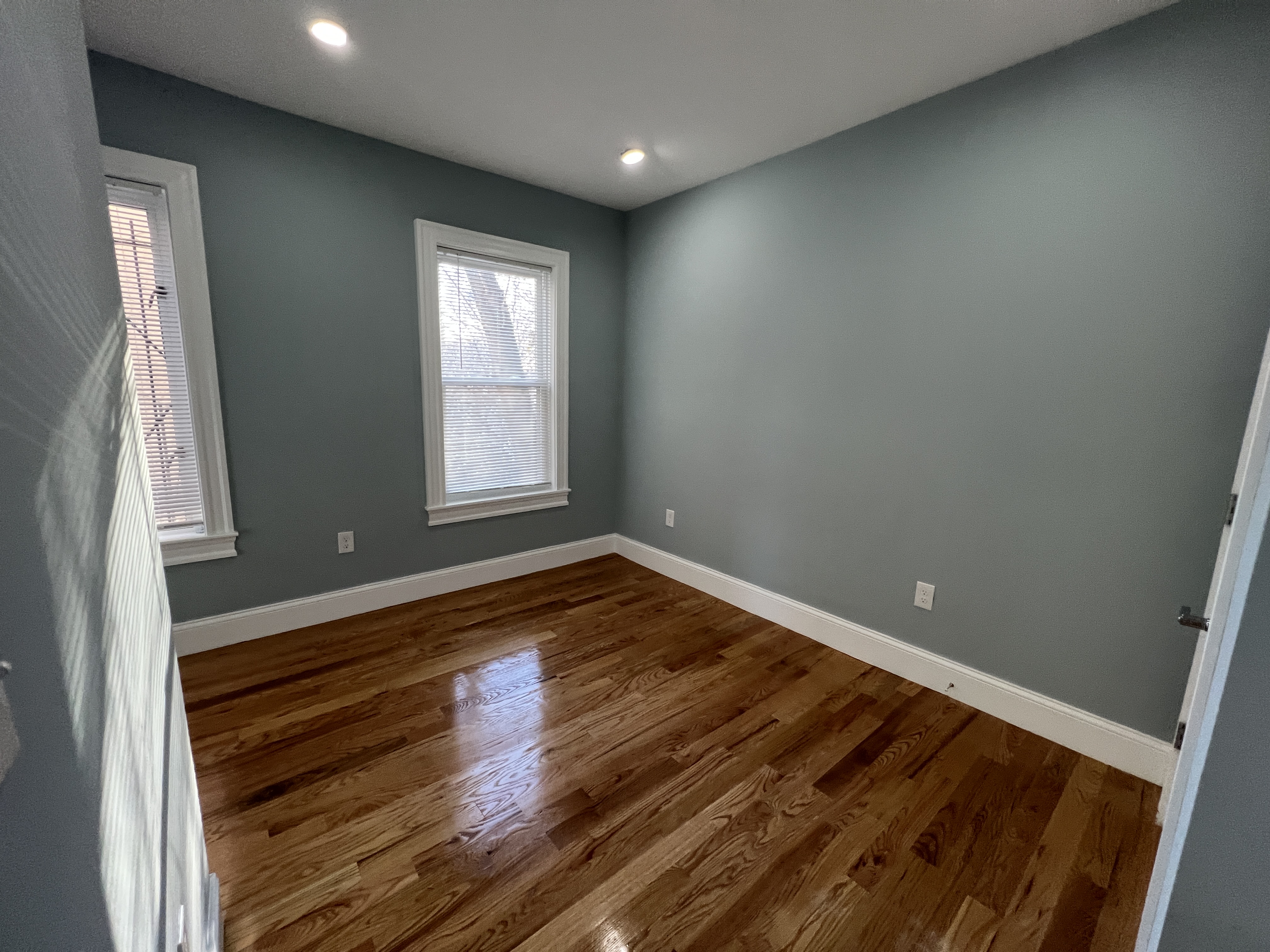 372 Oxford St, Porter Square