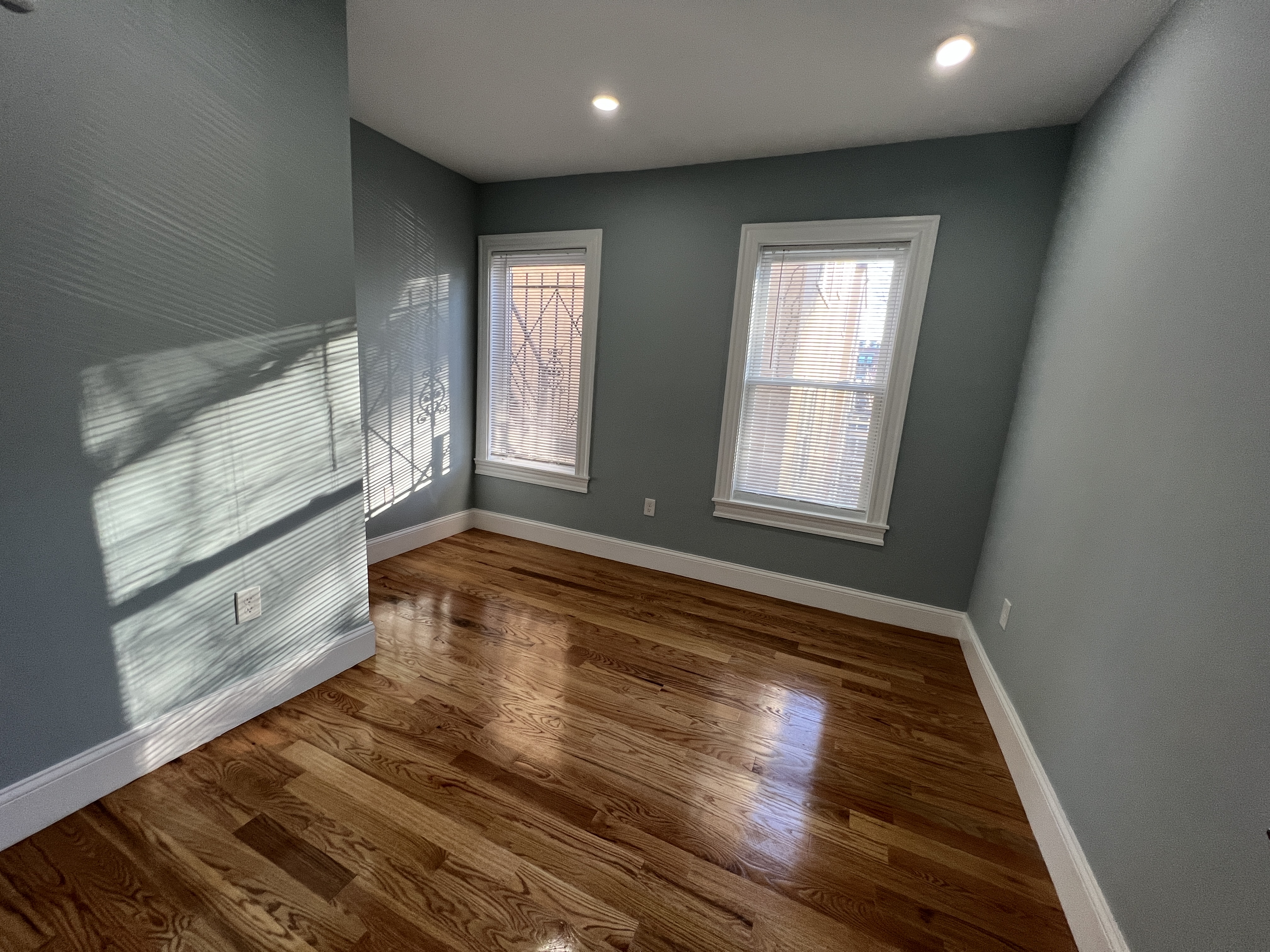 372 Oxford St, Porter Square