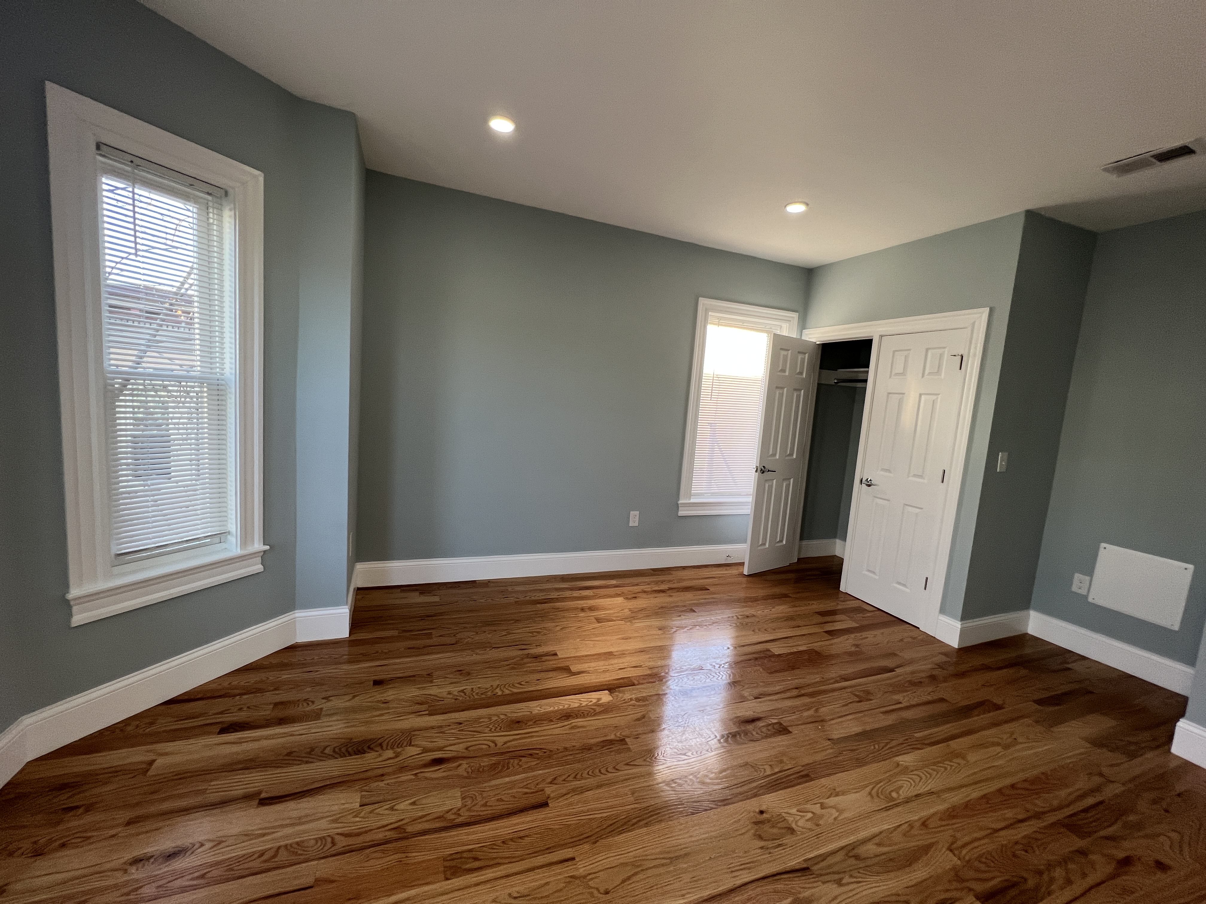 372 Oxford St, Porter Square