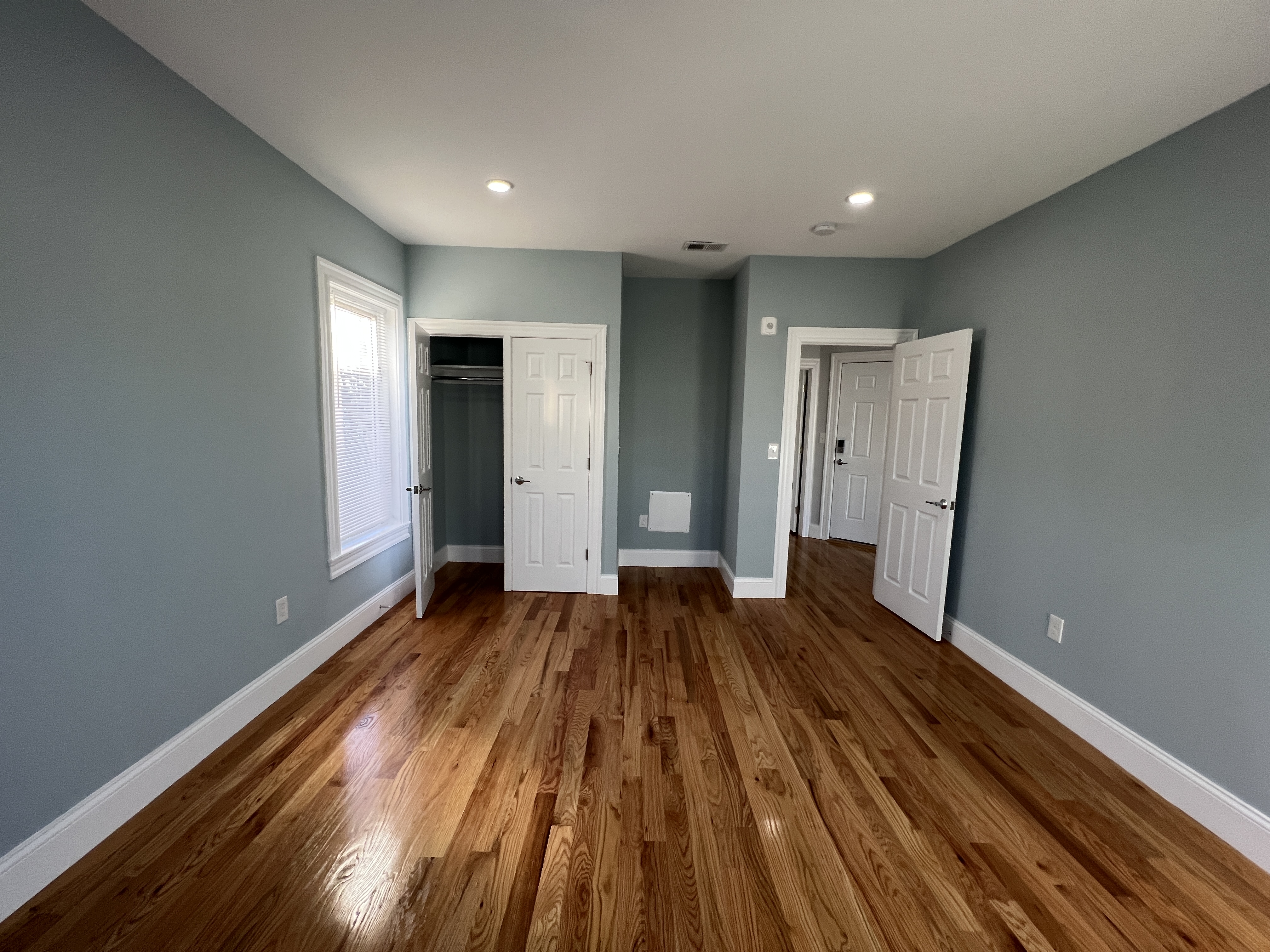 372 Oxford St, Porter Square