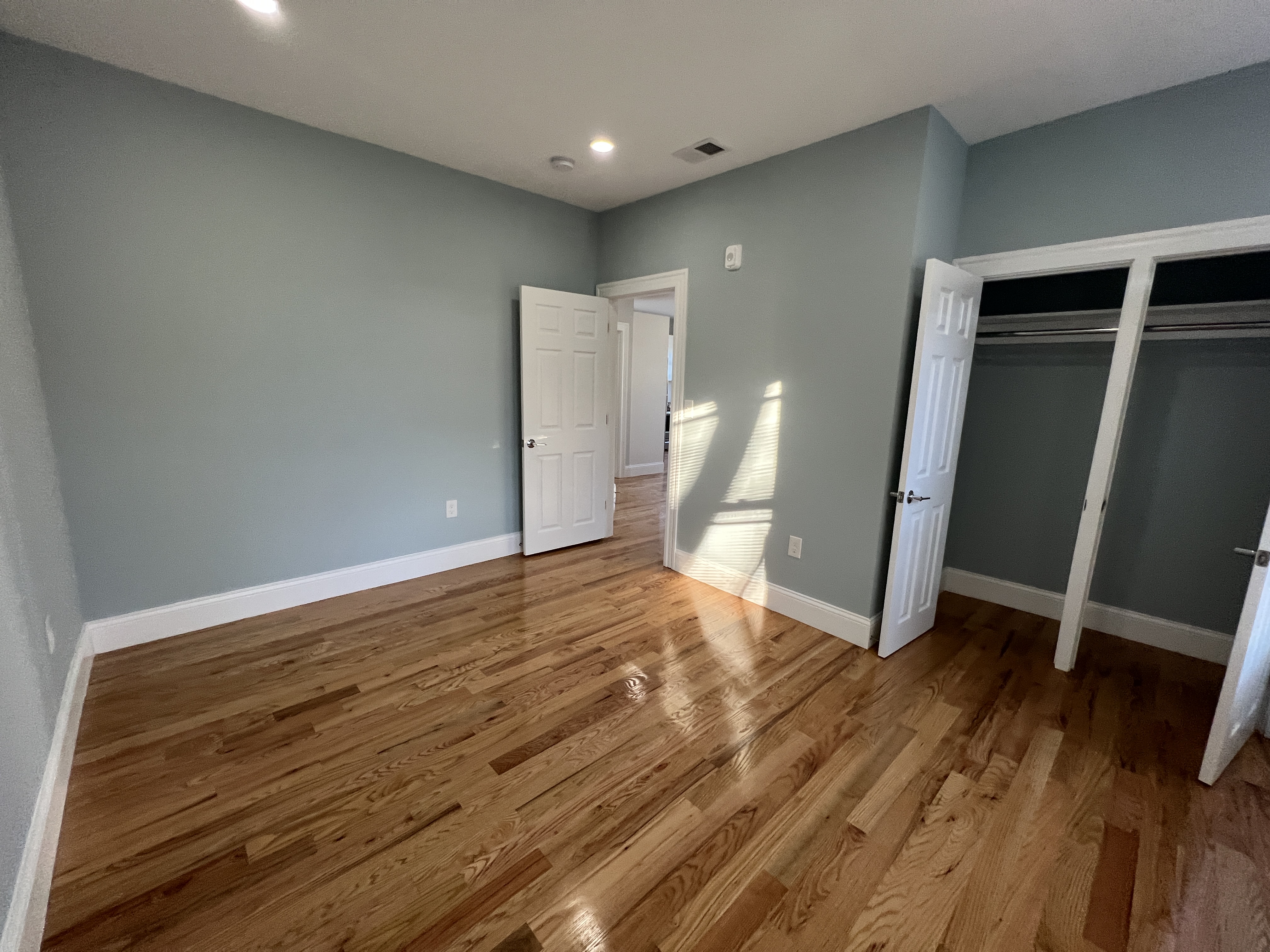 372 Oxford St, Porter Square