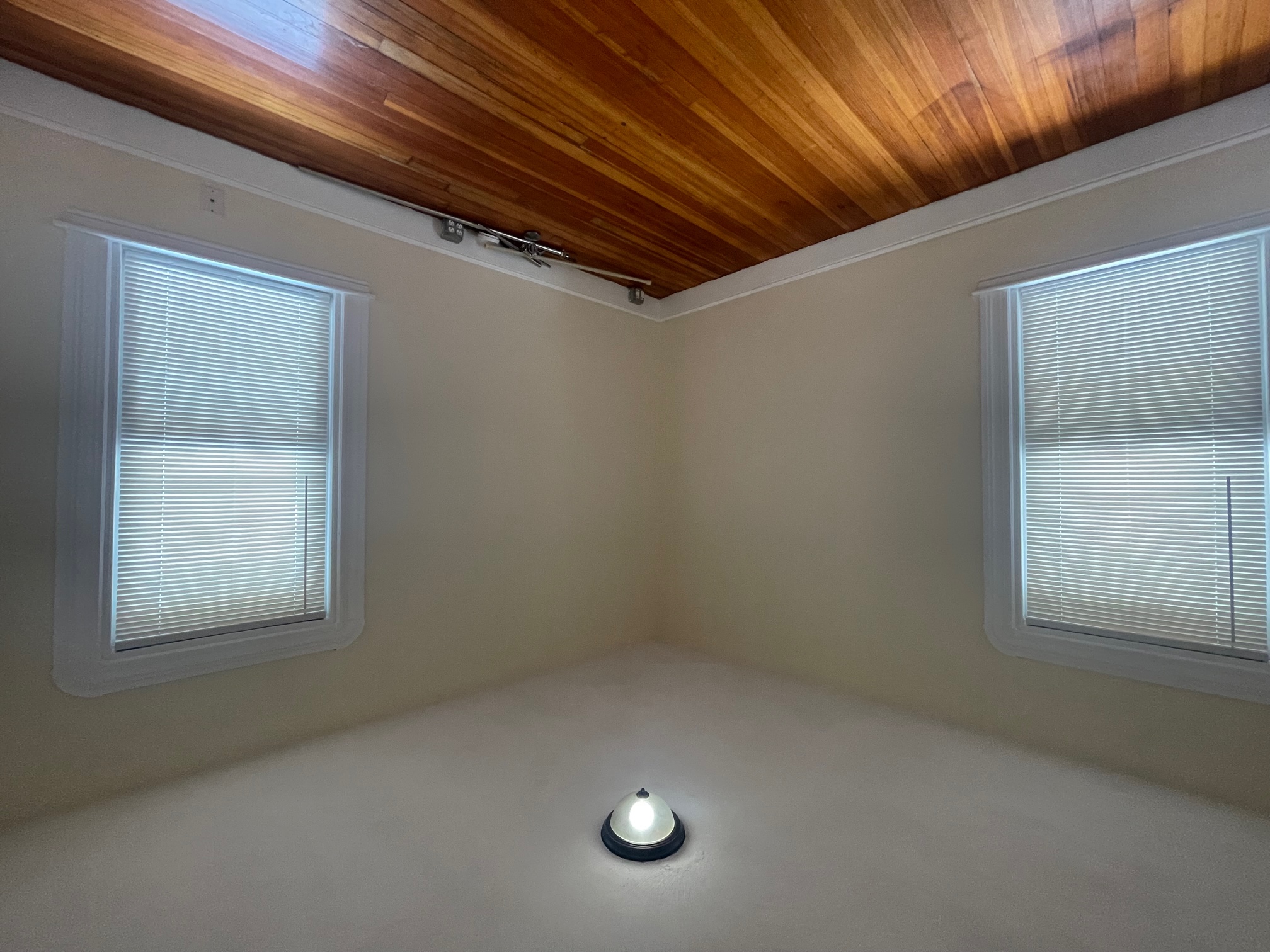 454 Broadway, Magoun Square