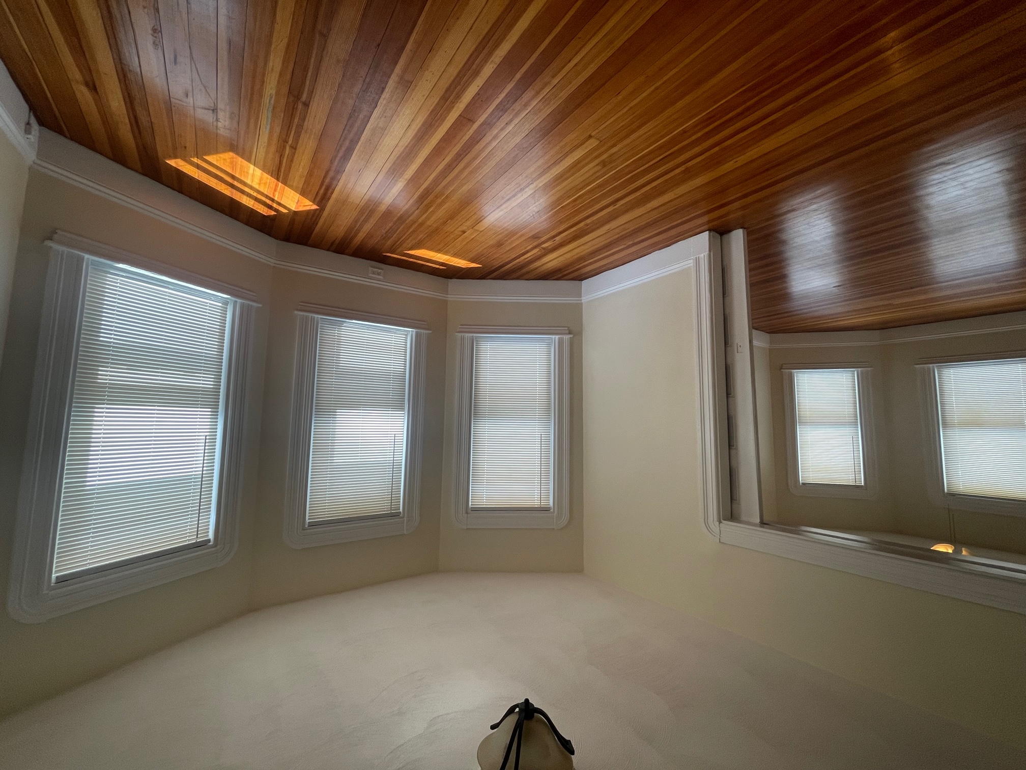 454 Broadway, Magoun Square