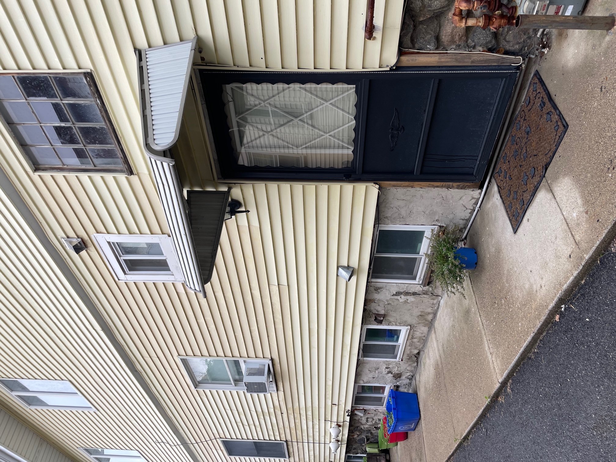 48 River St, Arlington