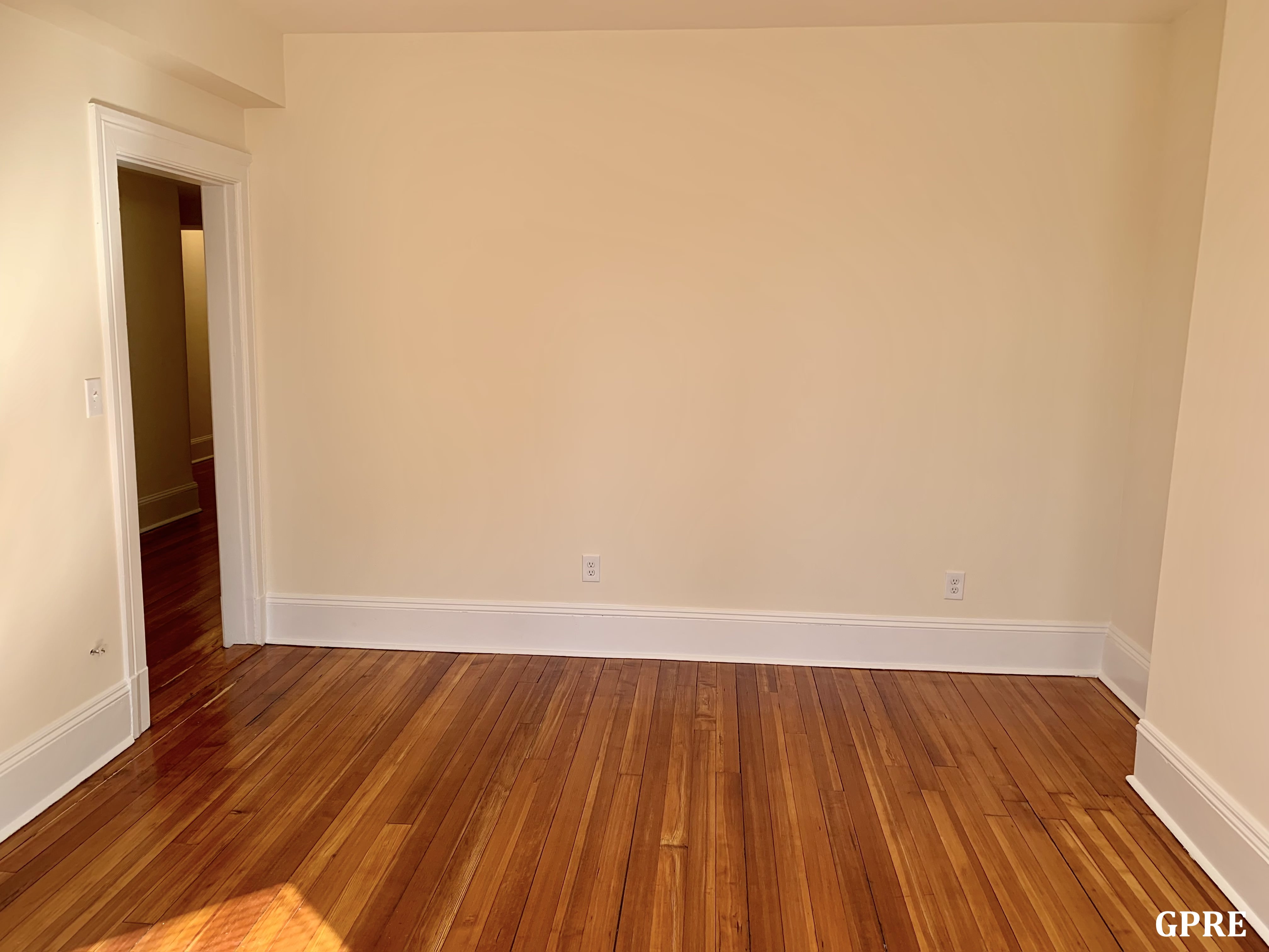 885 Massachusetts Ave, Mid Cambridge