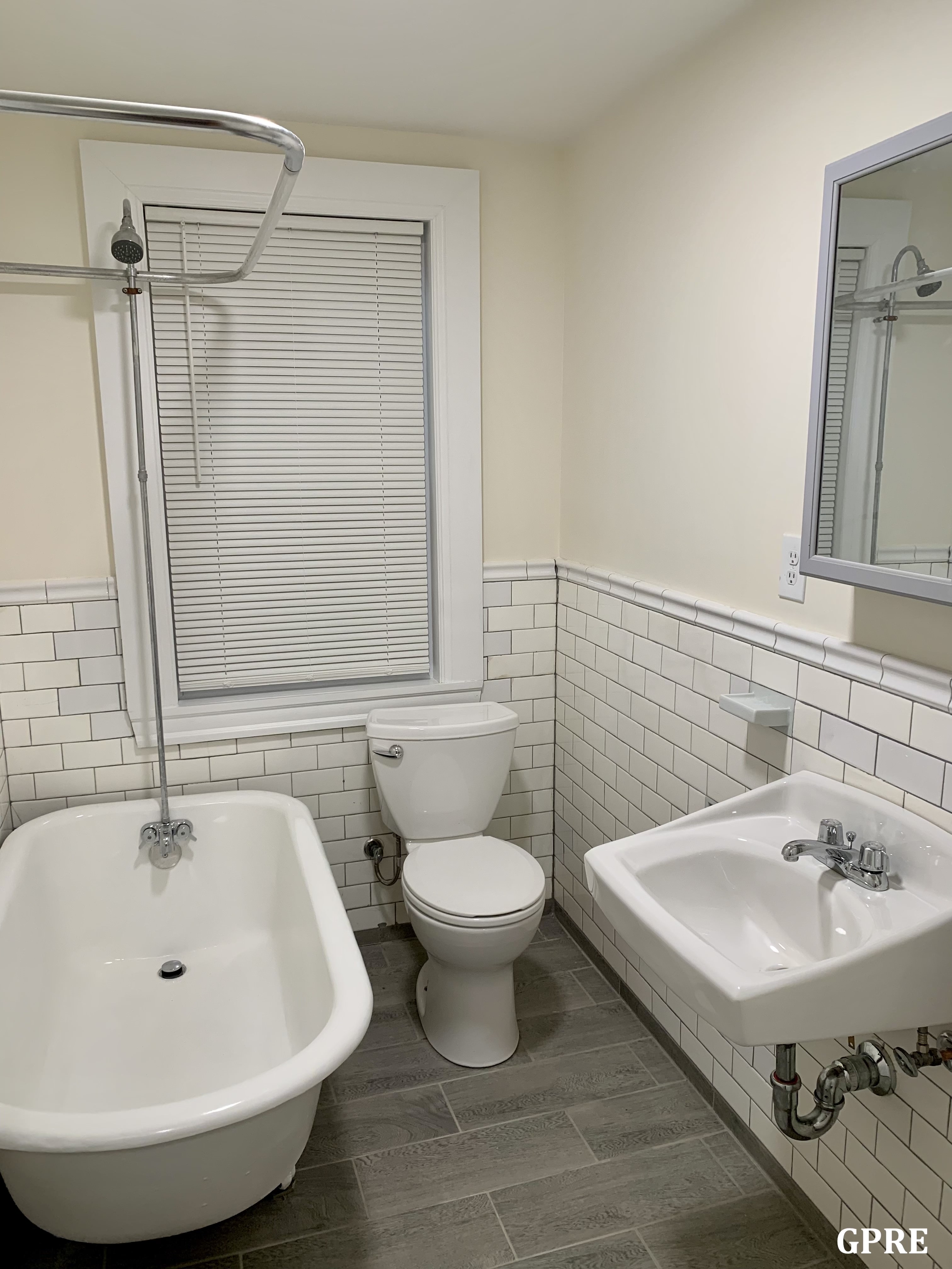 885 Massachusetts Ave, Mid Cambridge