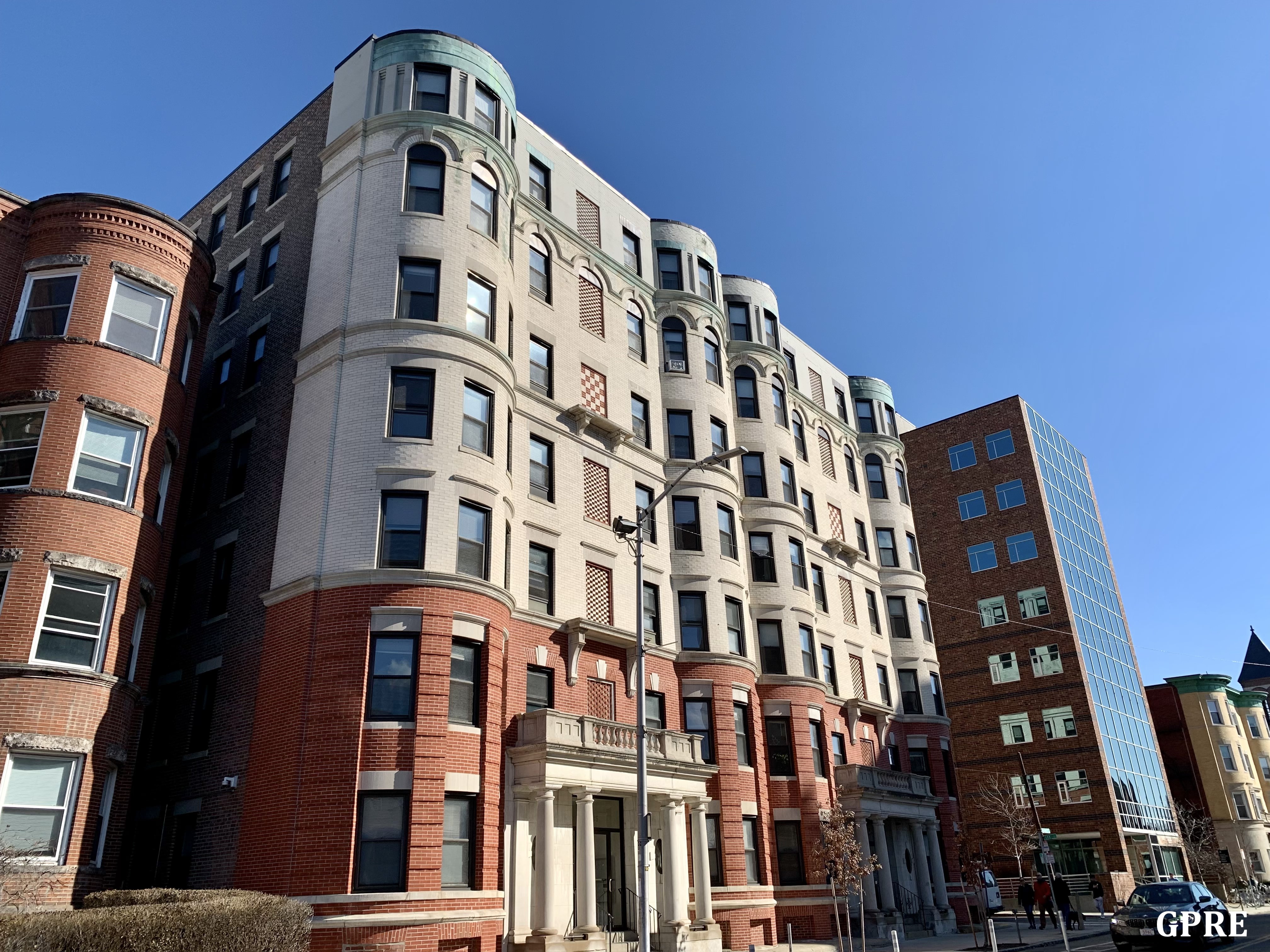 885 Massachusetts Ave, Mid Cambridge