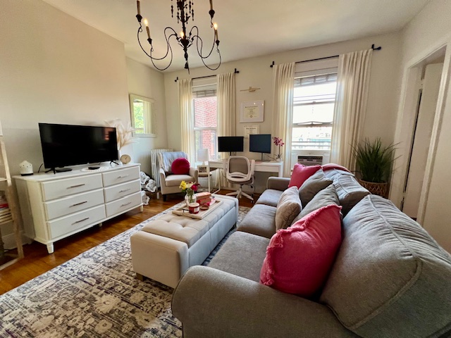 291 Commwealth Ave, Back Bay