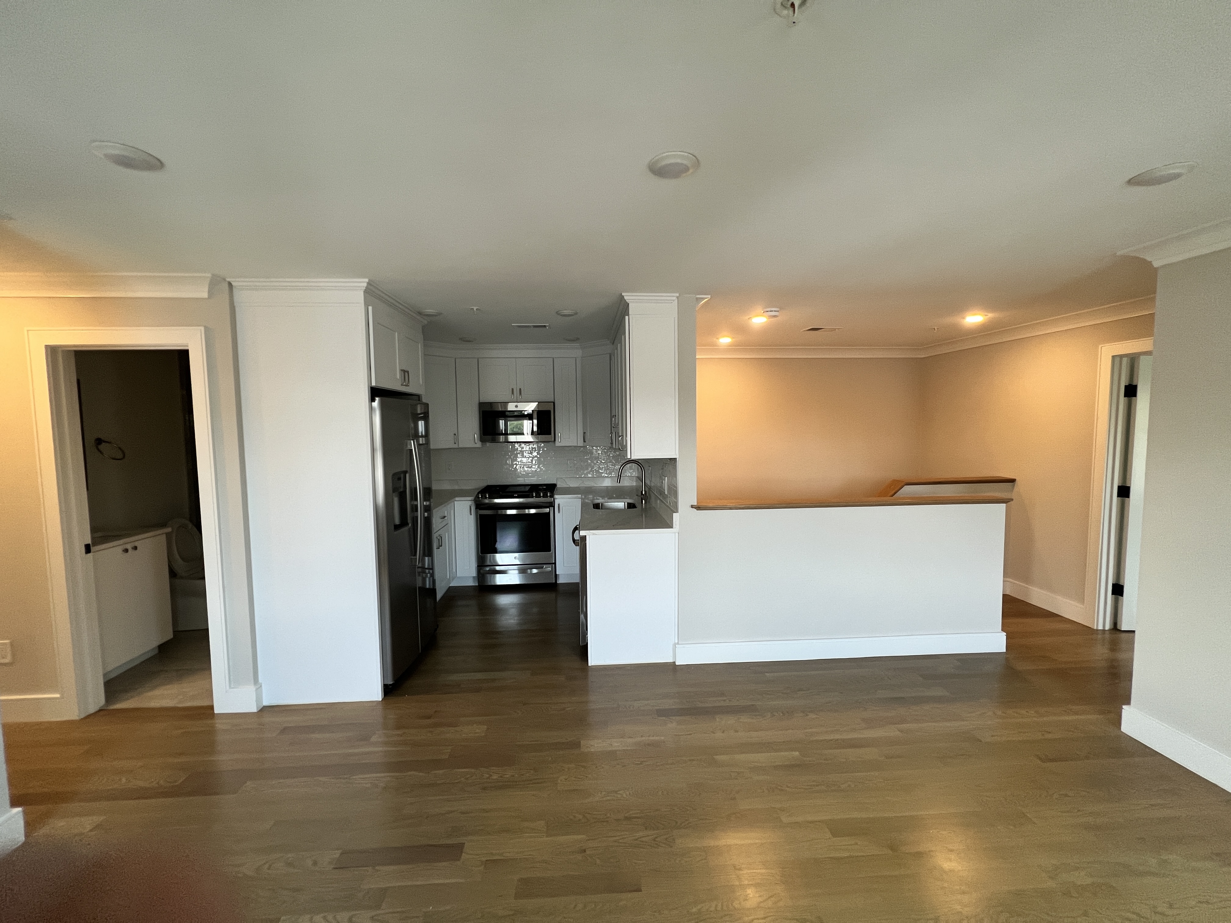 303 Maverick St, East Boston