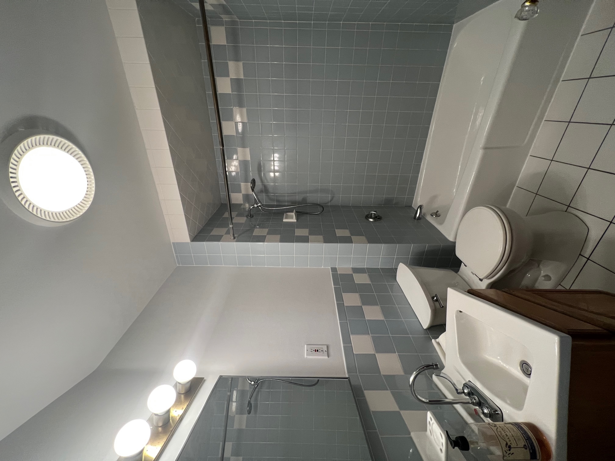 19 Gold Star Rd, Porter Square