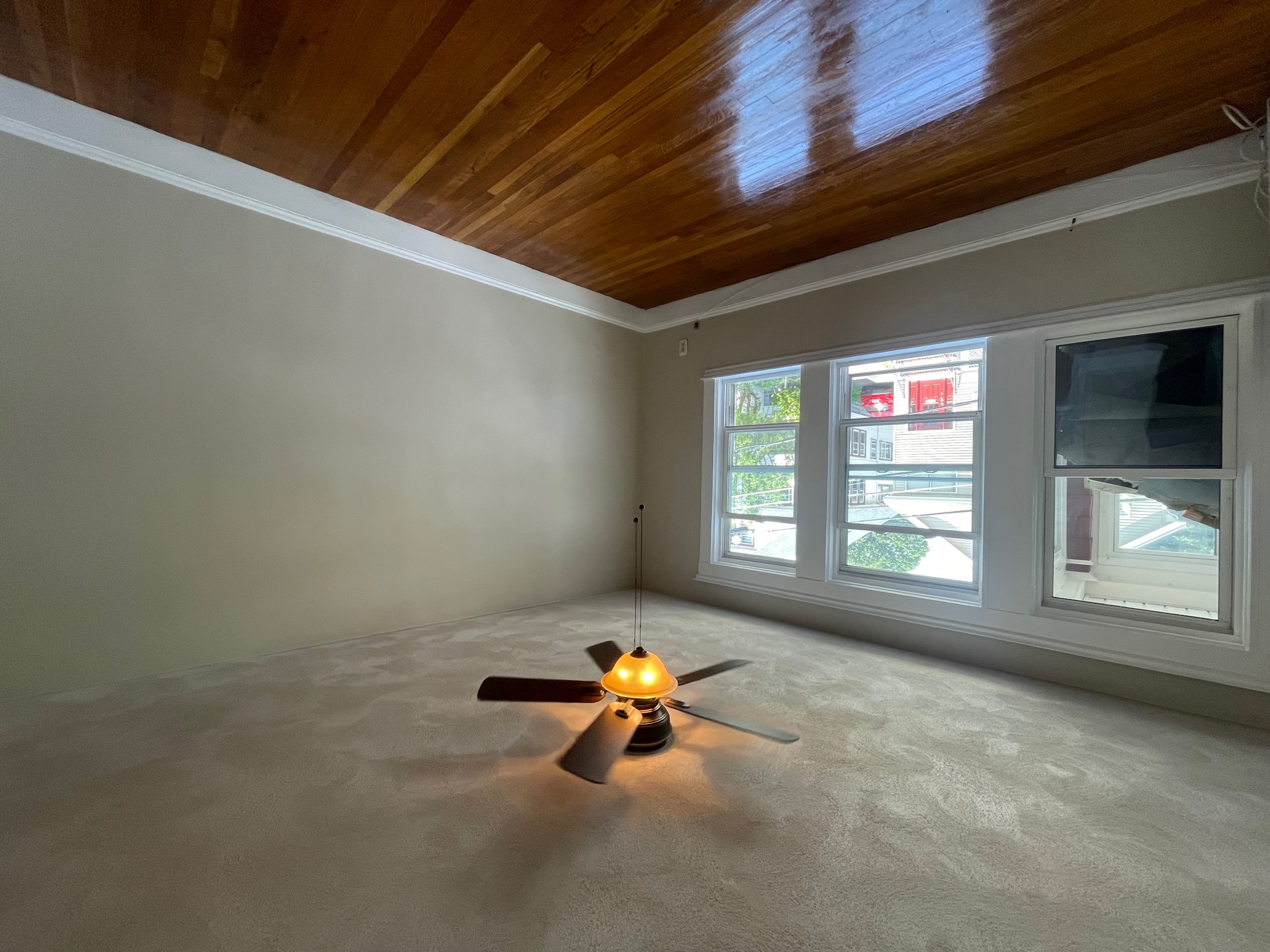 15 Irvington Rd, West Somerville