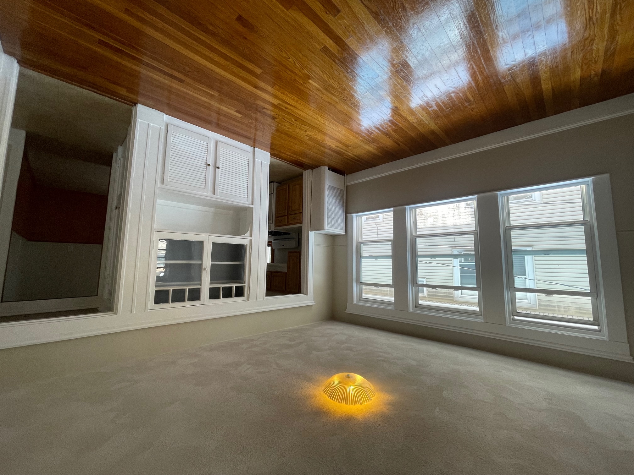 15 Irvington Rd, West Somerville