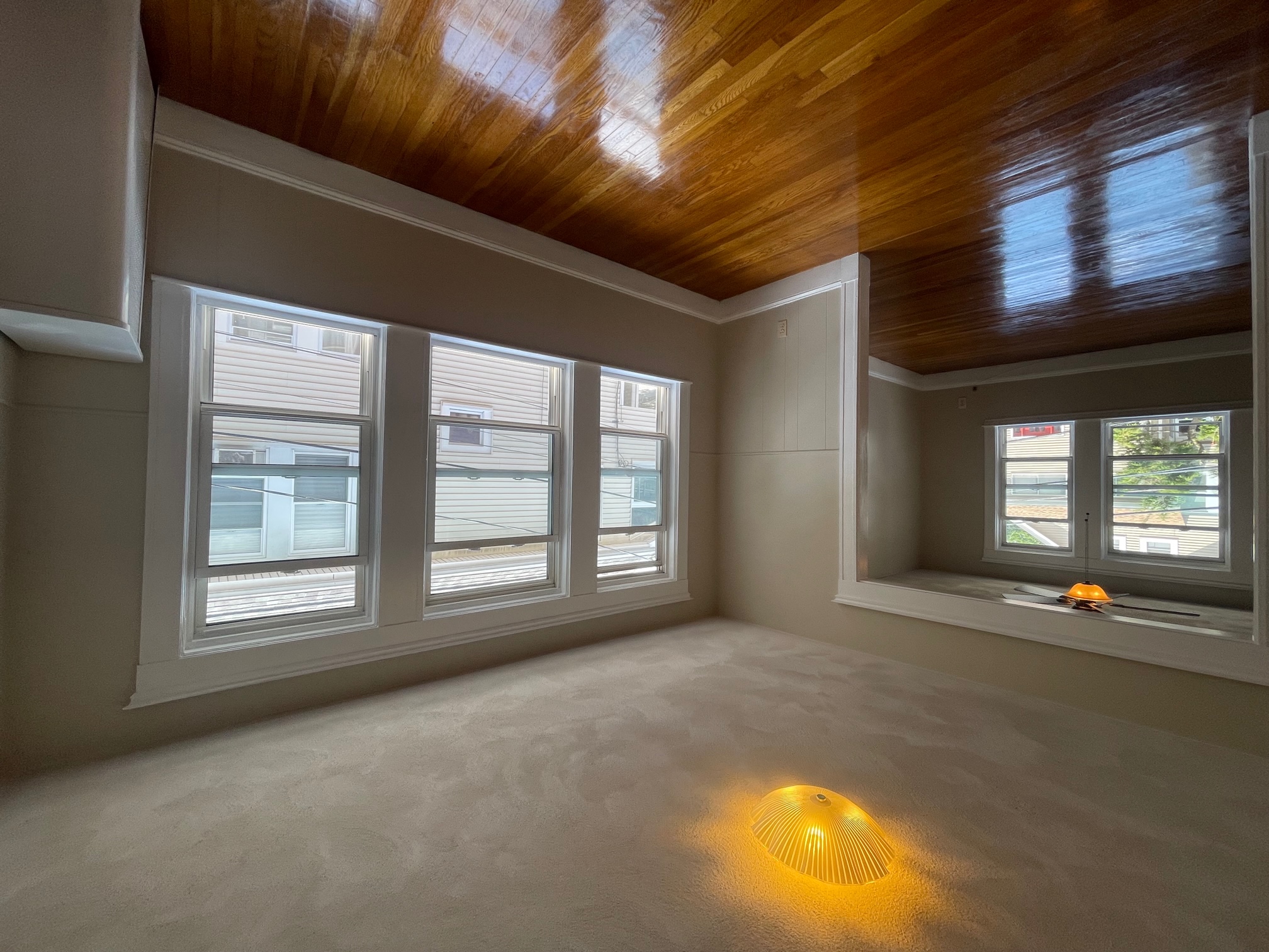 15 Irvington Rd, West Somerville