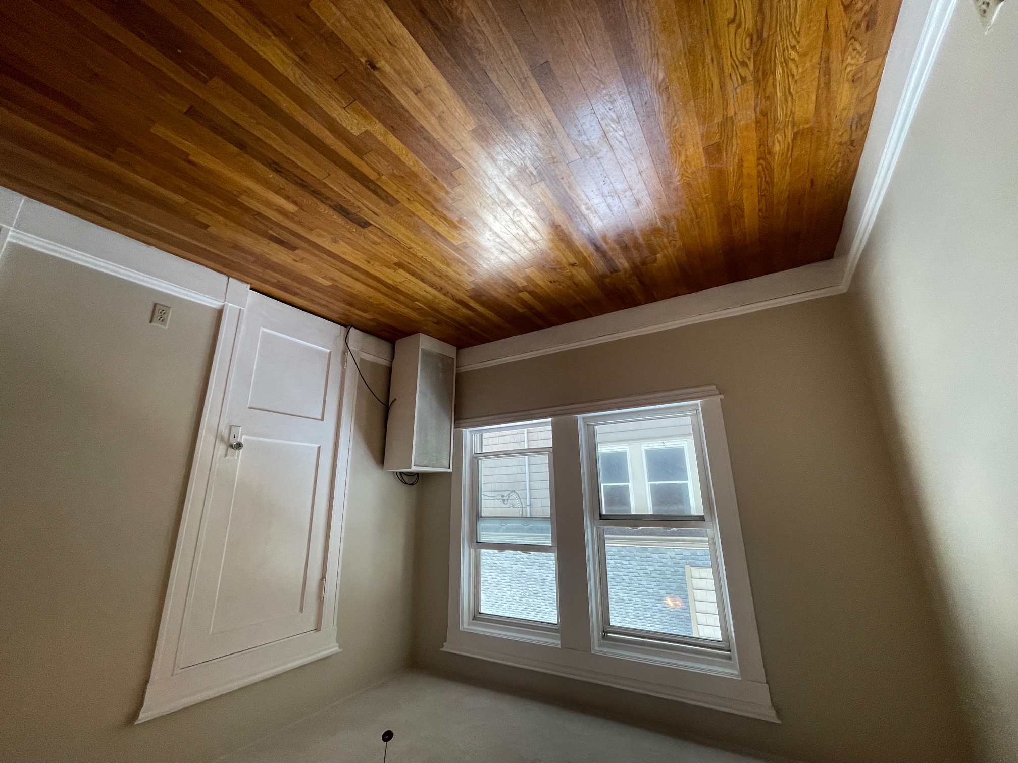 15 Irvington Rd, West Somerville