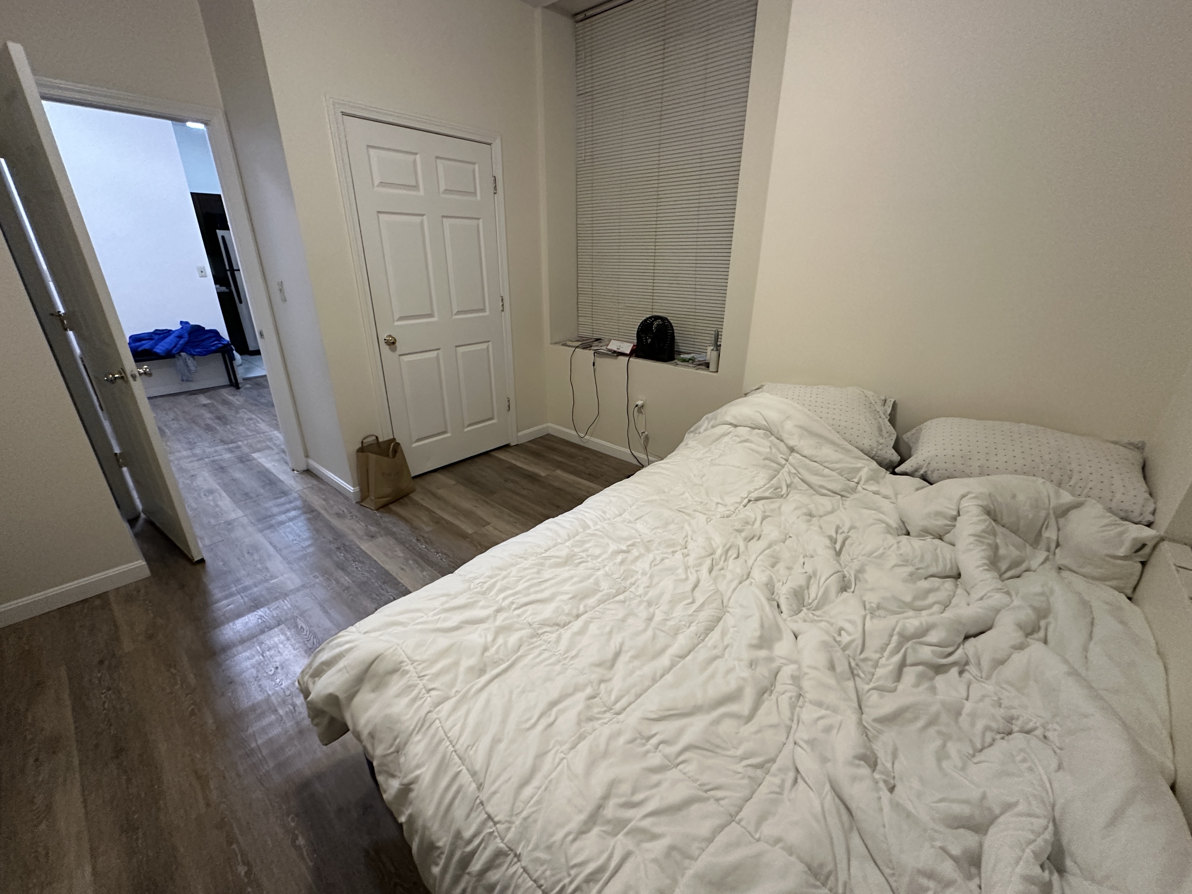 81 Essex St, Chinatown