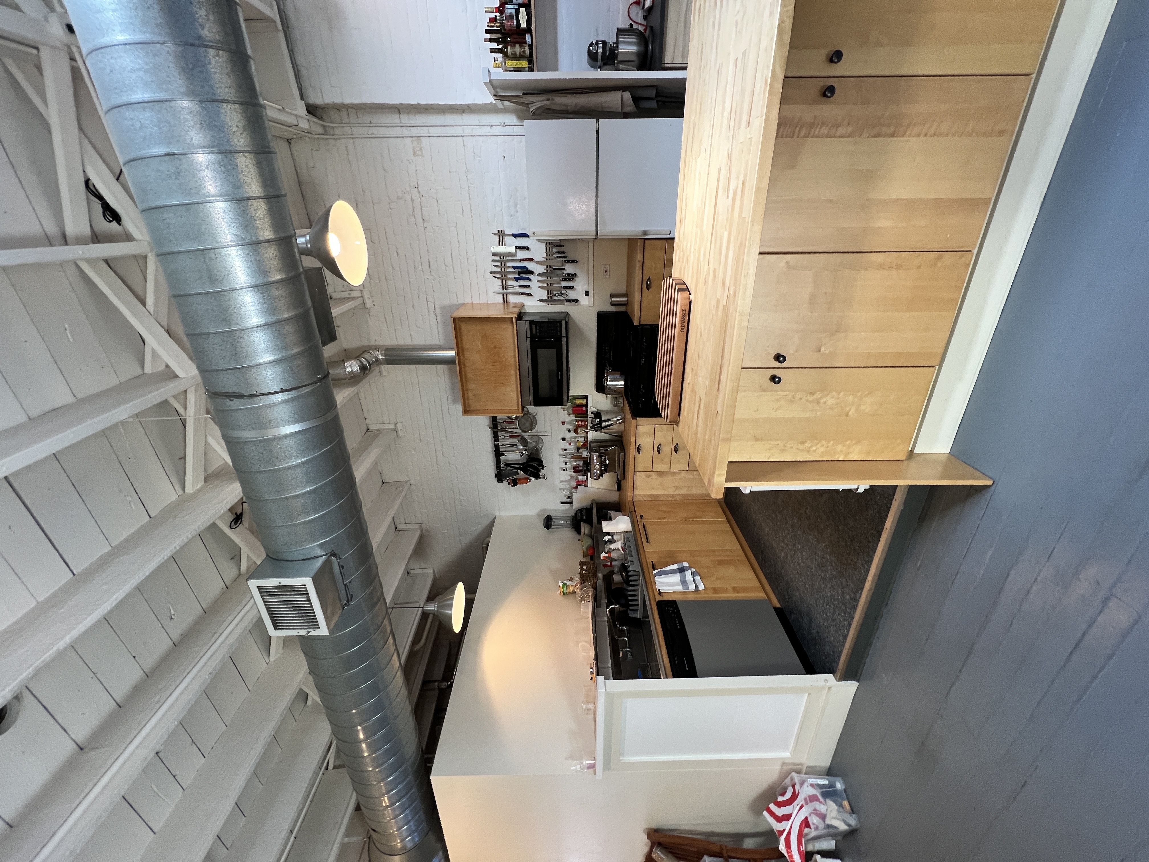 522 Harrison Ave, South End