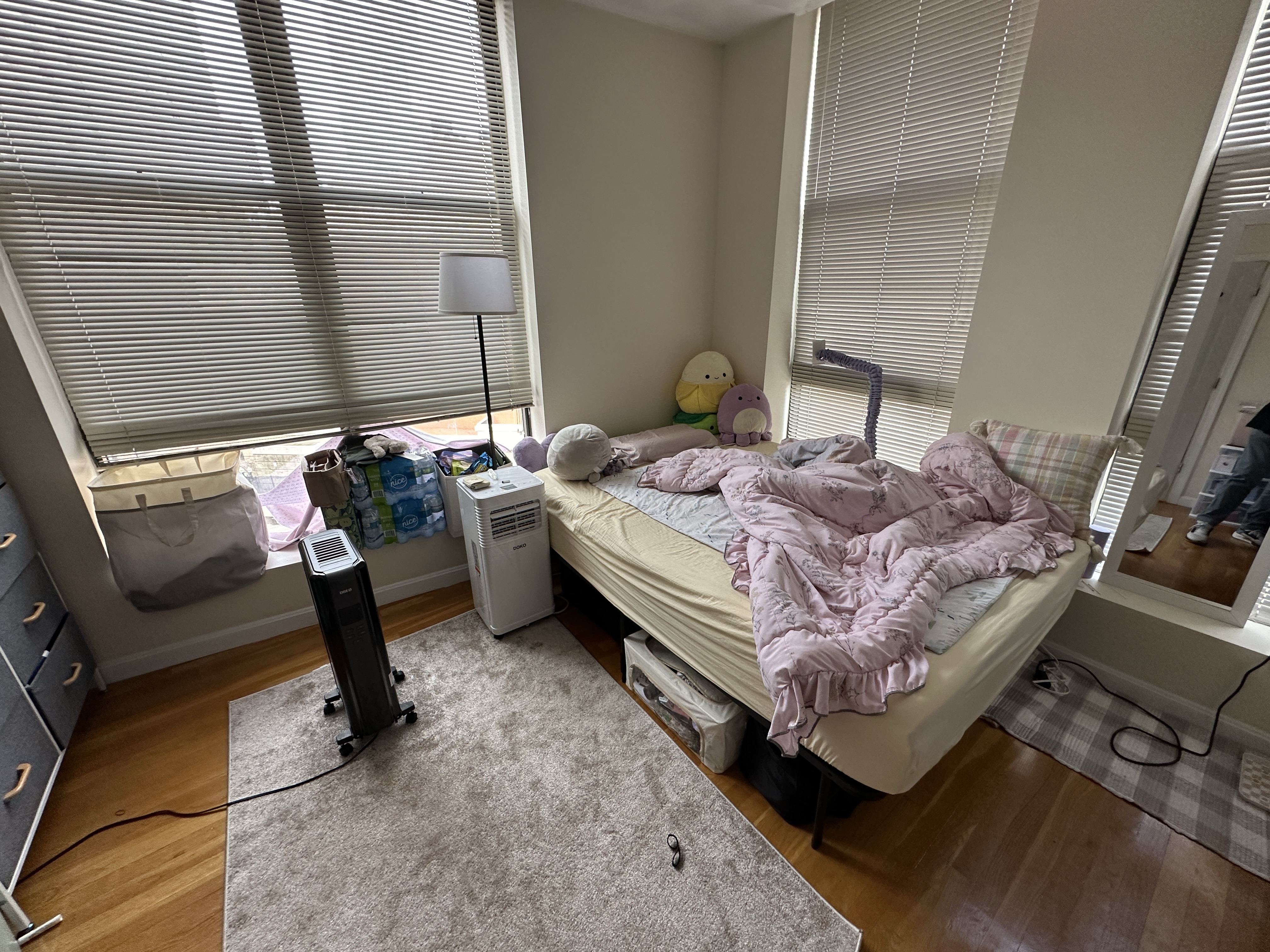 81 Essex St, Chinatown