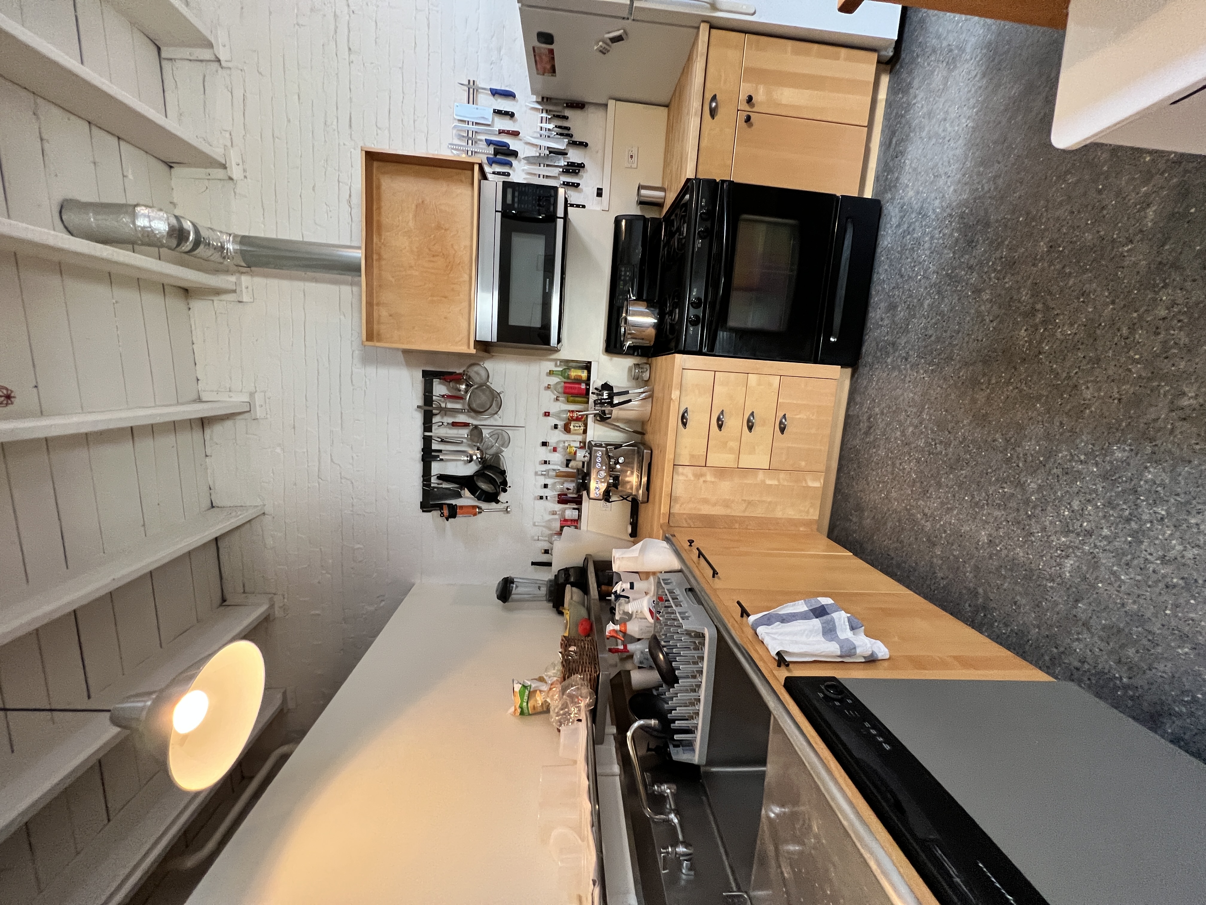 522 Harrison Ave, South End