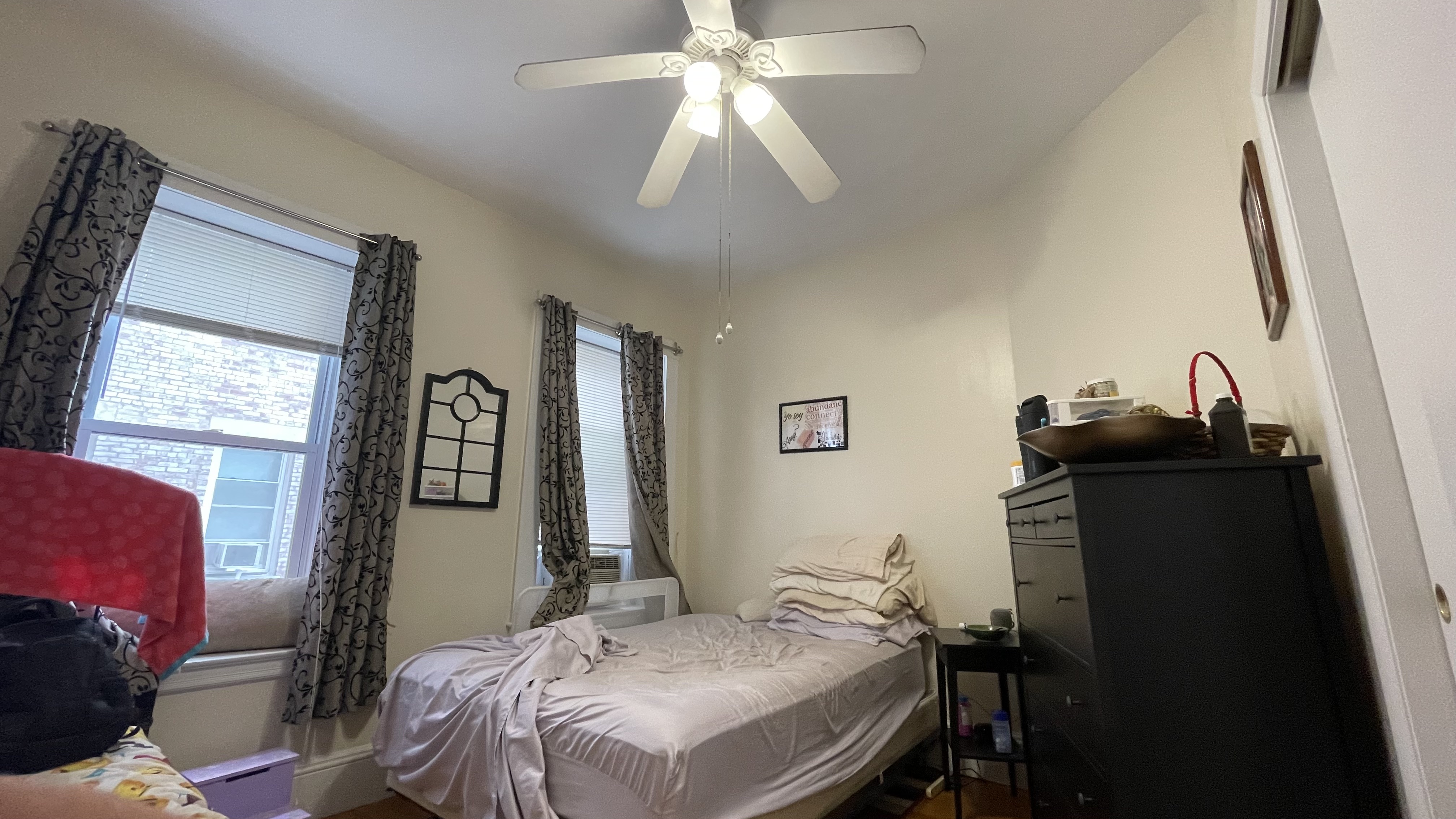 1477 Beacon St, Washington Square