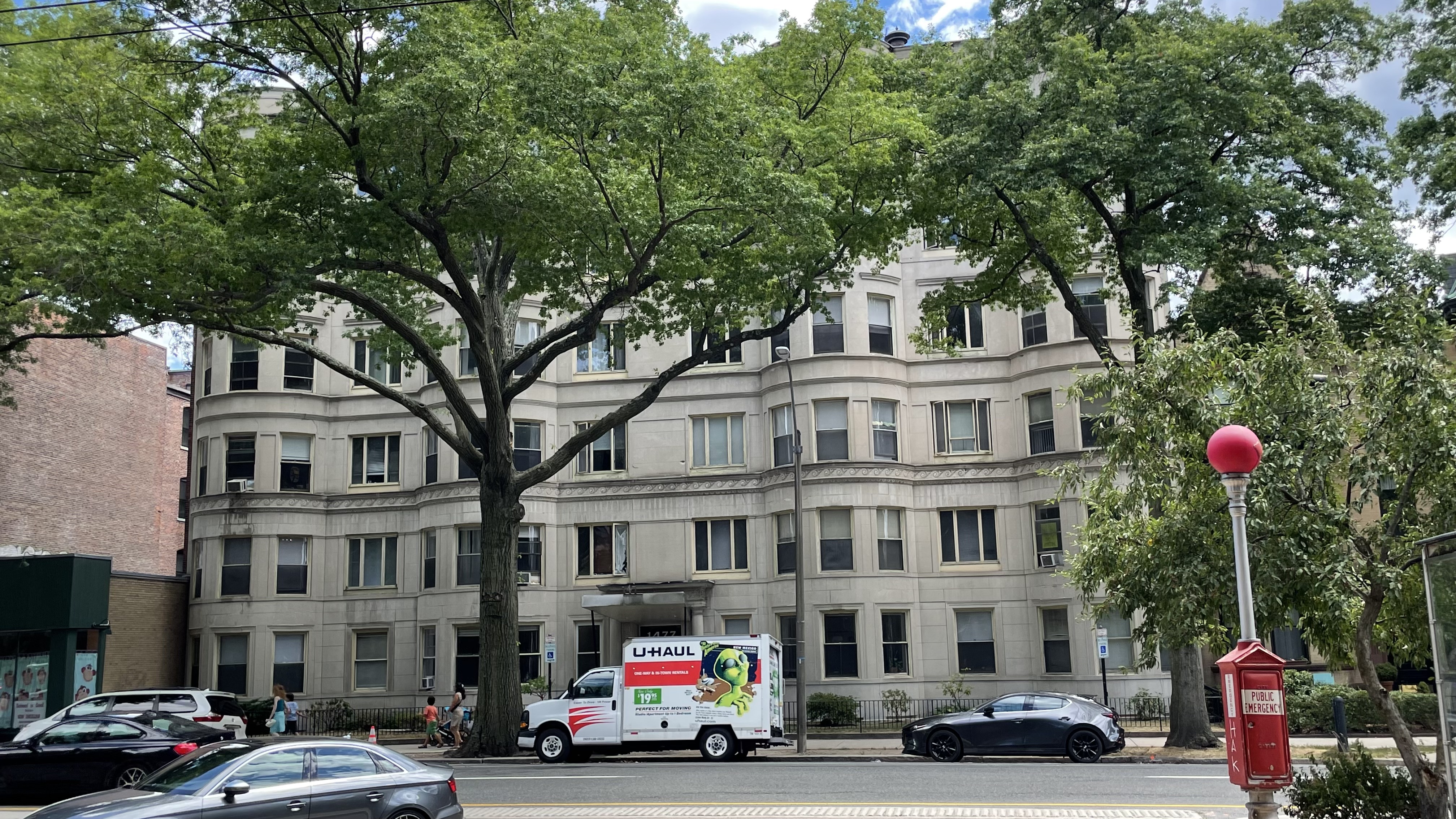 1477 Beacon St, Coolidge Corner