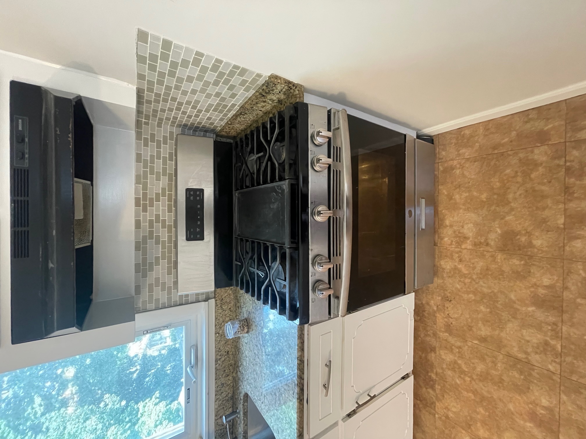 94 Central Ave, Wellington