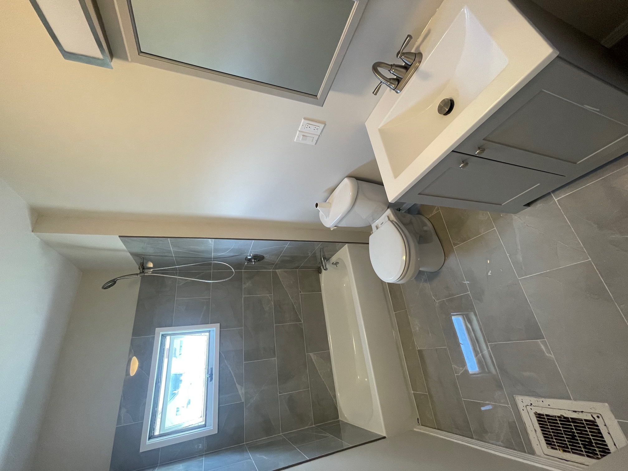 94 Central Ave, Wellington