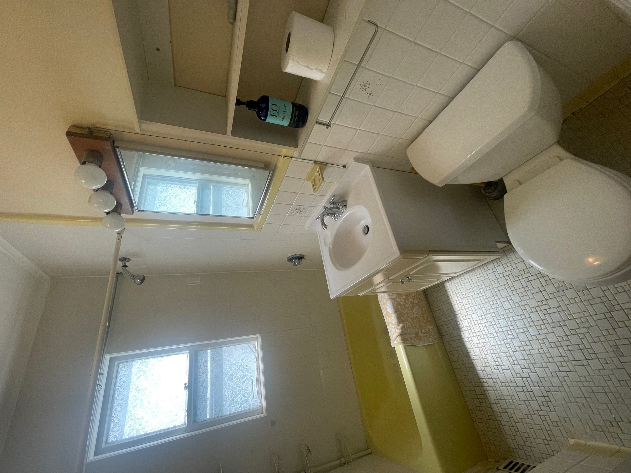 21 Corinthian Rd, Davis Square