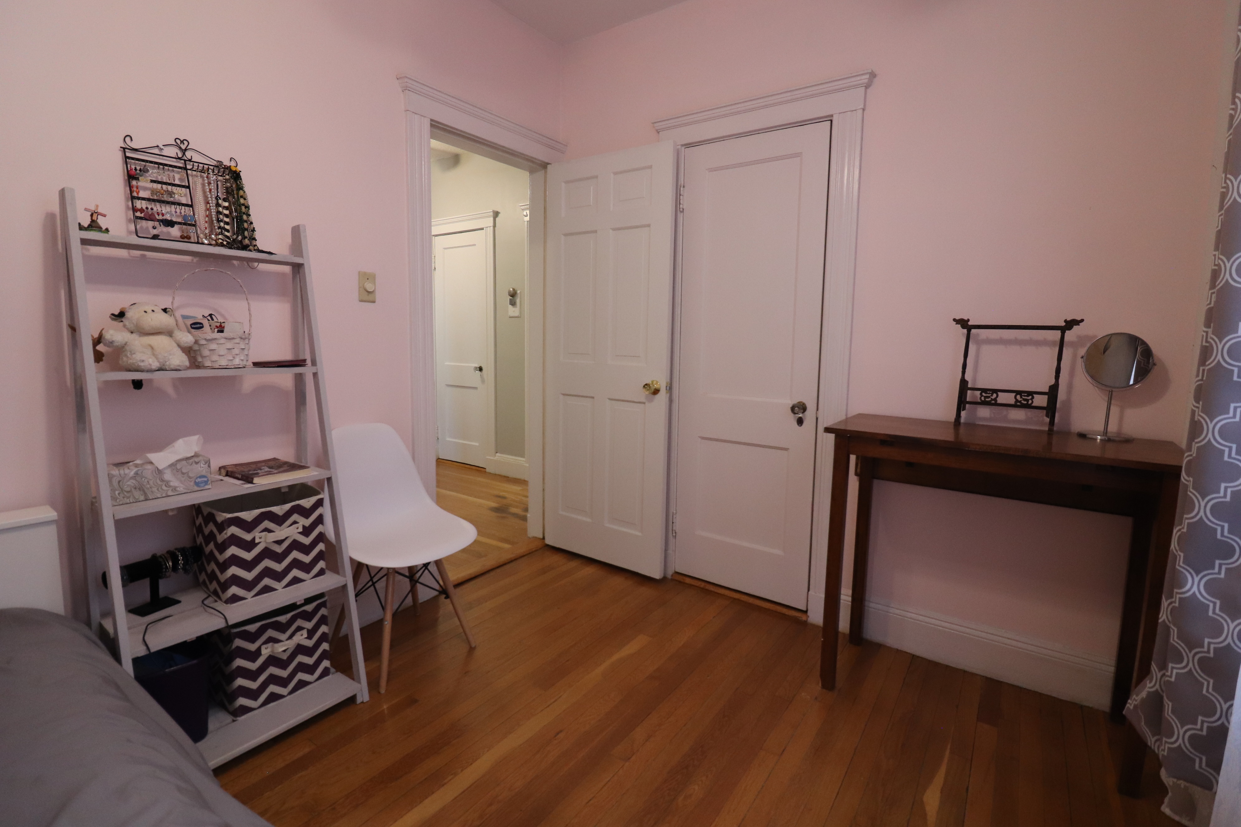 189 Chestnut Hill Ave, Brighton