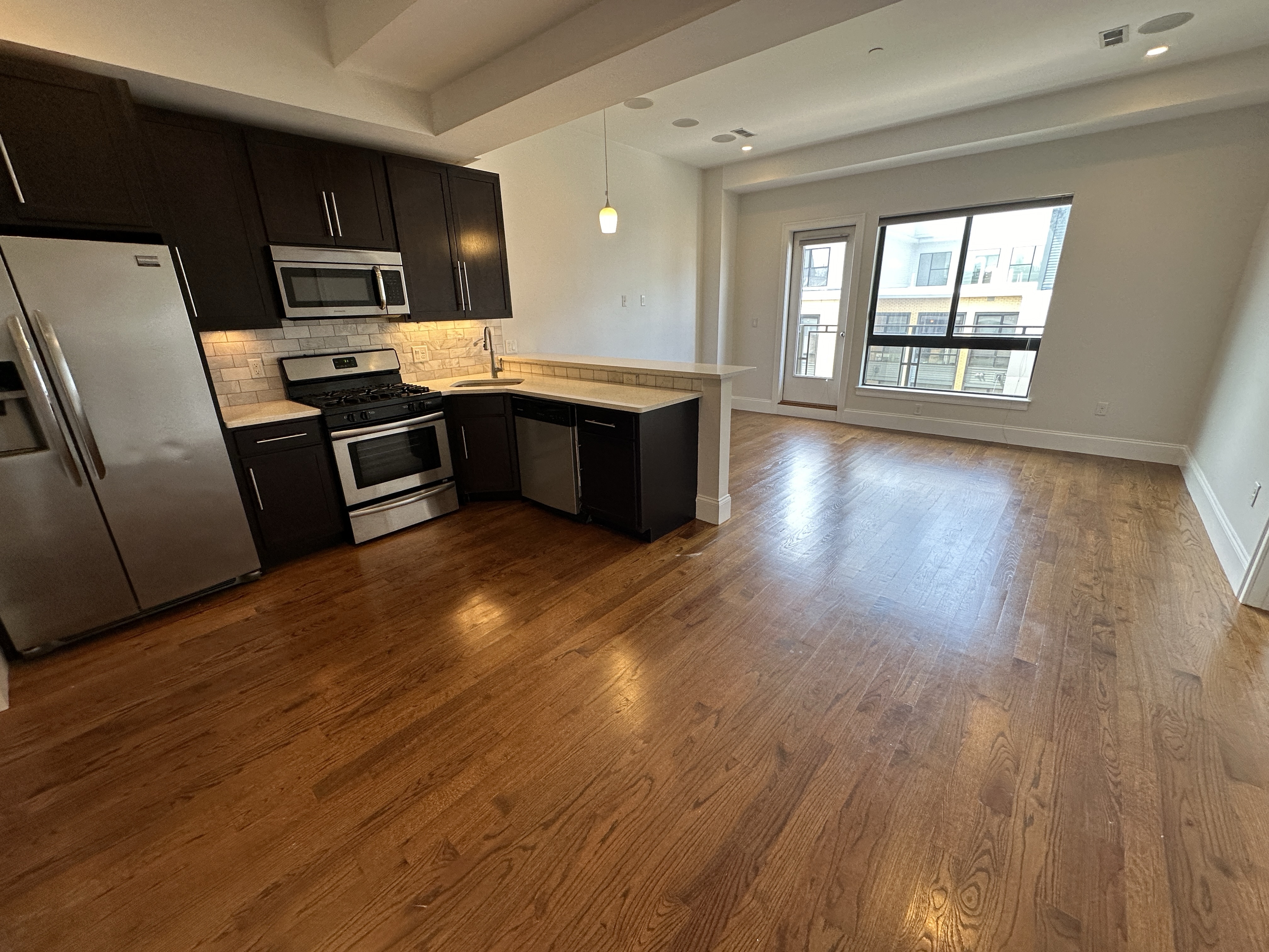 339 D St, South Boston