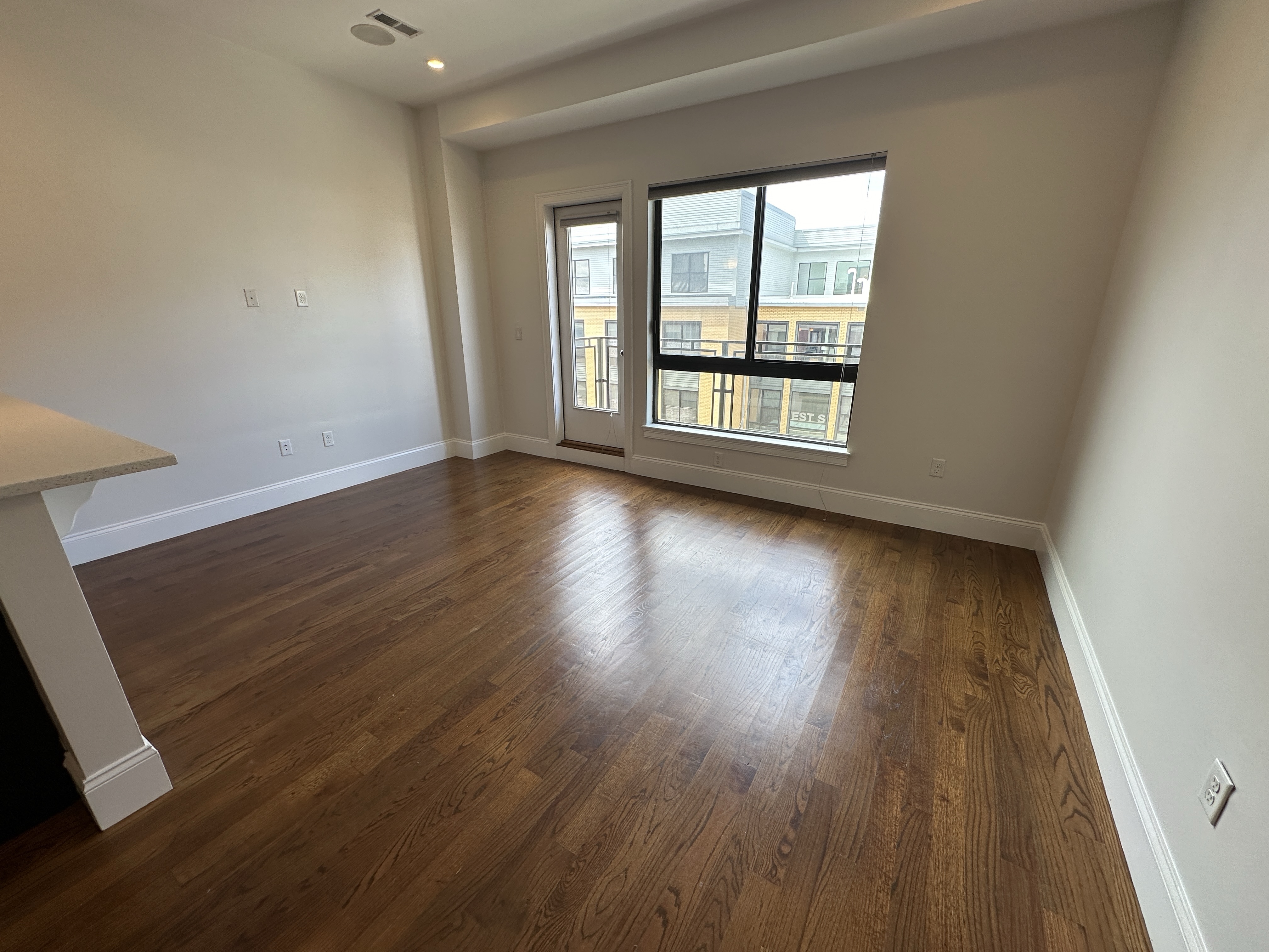 339 D St, South Boston