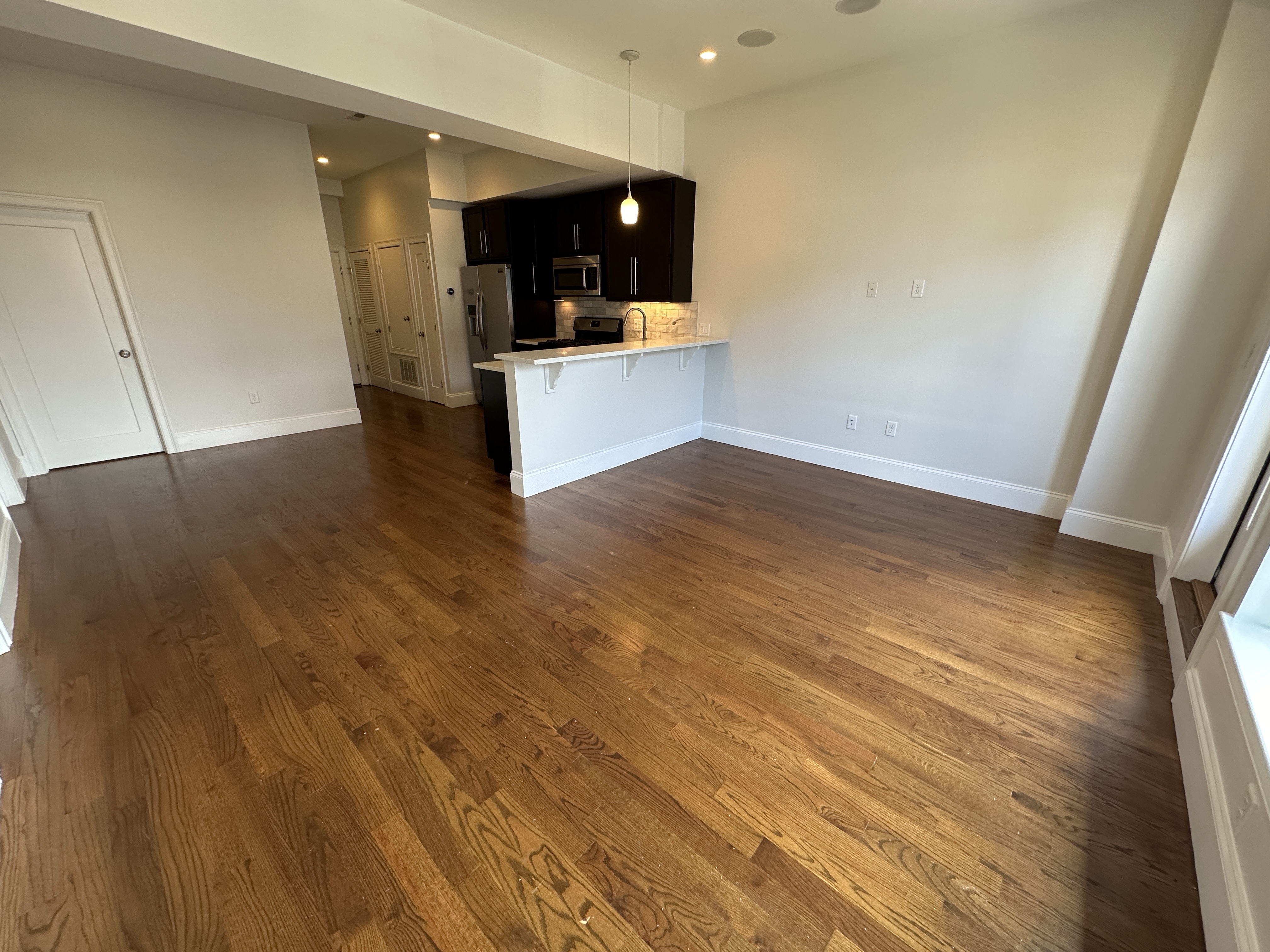 339 D St, South Boston