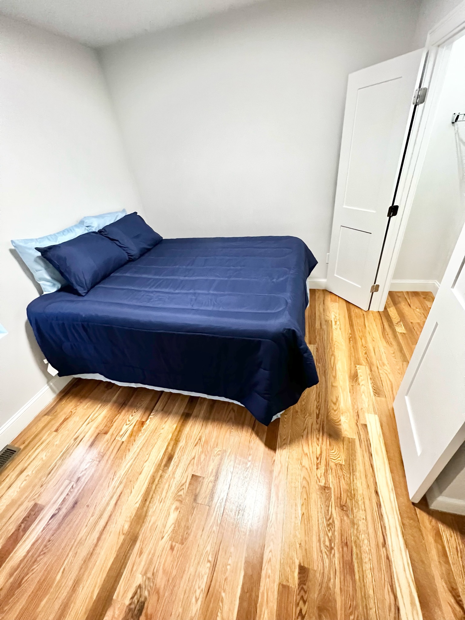 151 Crescent St, Highlands