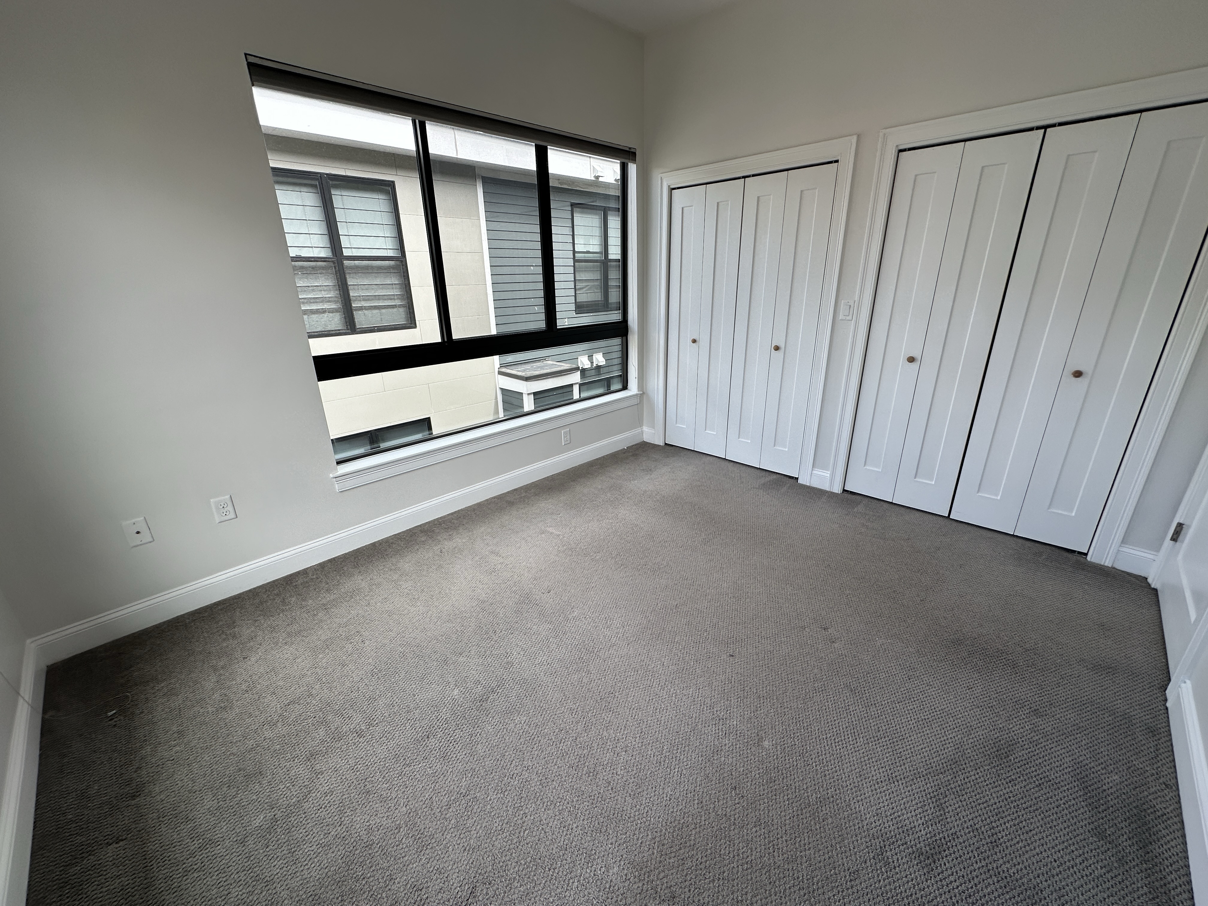 339 D St, South Boston