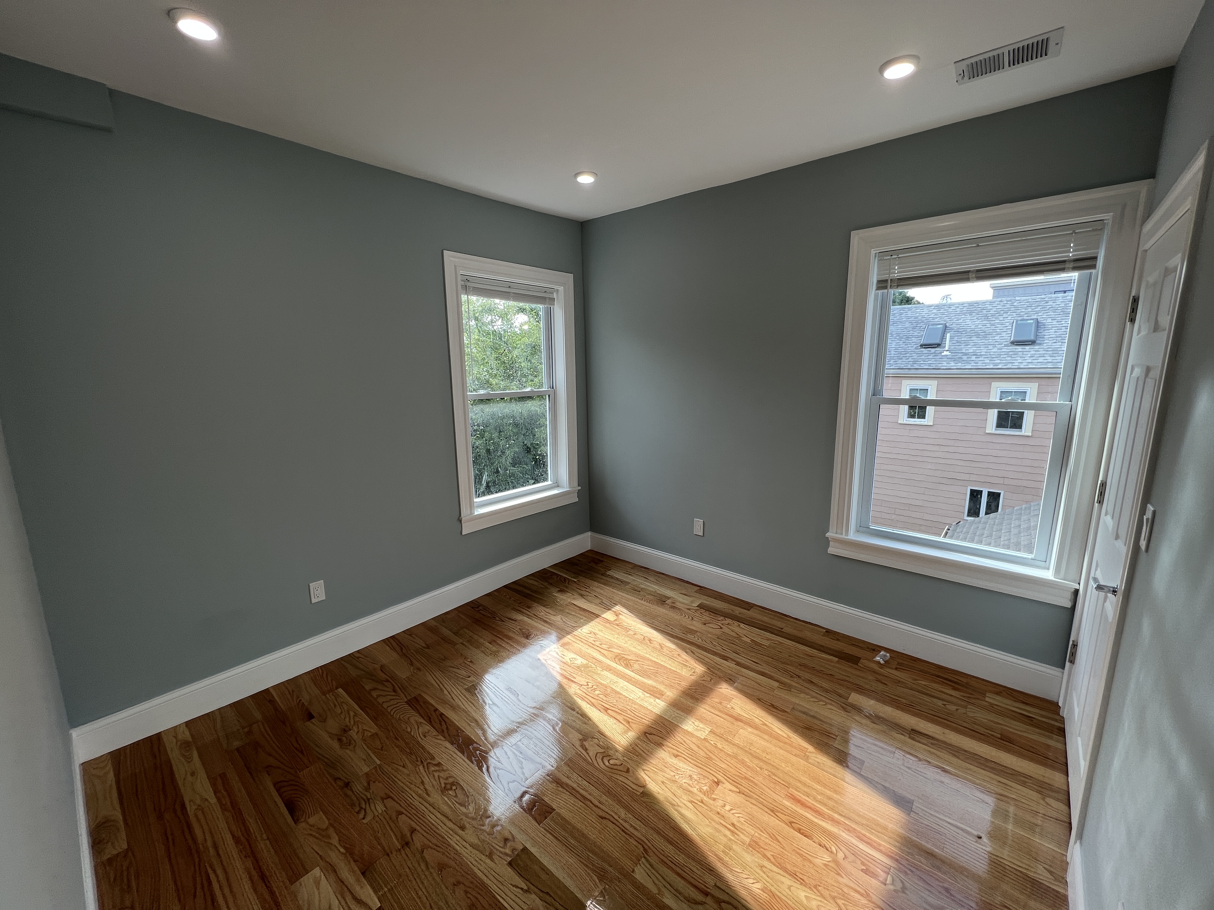 29 Alpine St, Davis Square